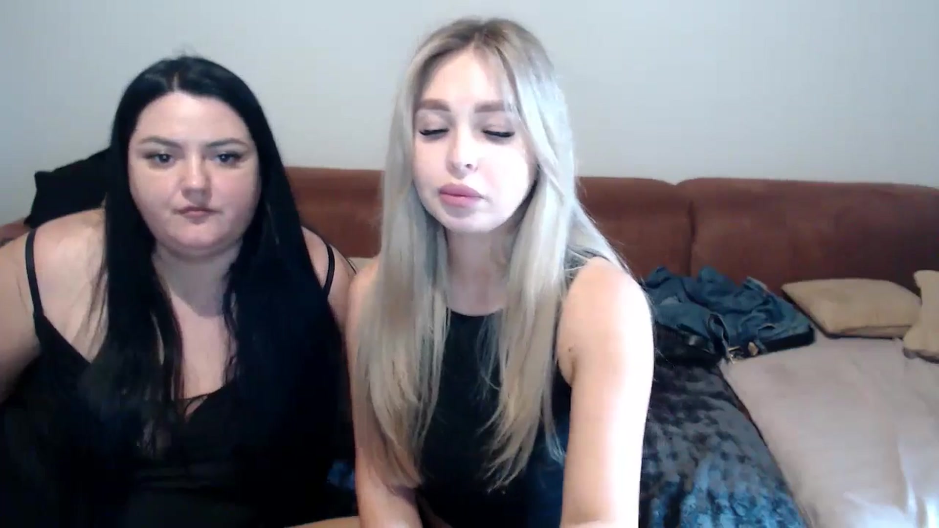 Gallery image thumbnail from Caramelkaa's myfreecams stream on, 04/29/2024, 12:17 image 18 of 20