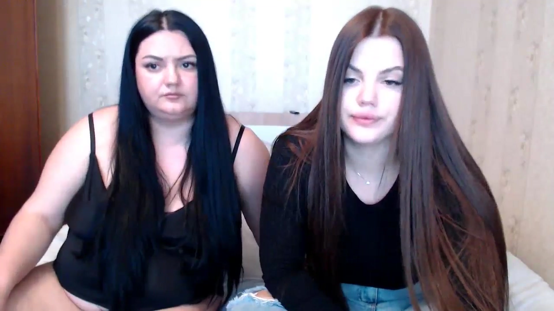 Gallery image thumbnail from Caramelkaa's myfreecams stream on, 05/10/2024, 14:58 image 11 of 20