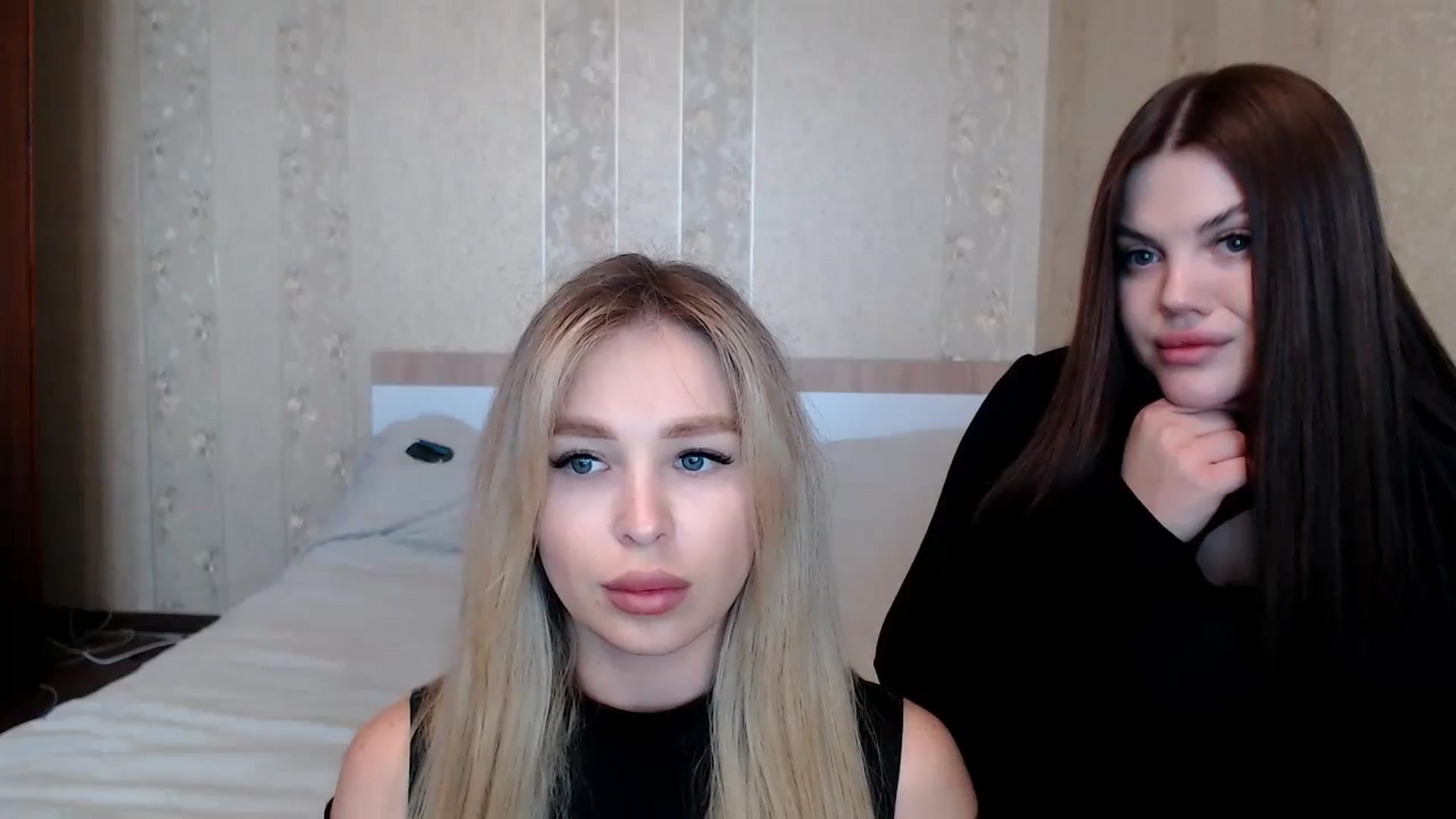 Gallery image thumbnail from Caramelkaa's myfreecams stream on, 05/13/2024, 12:21 image 6 of 20