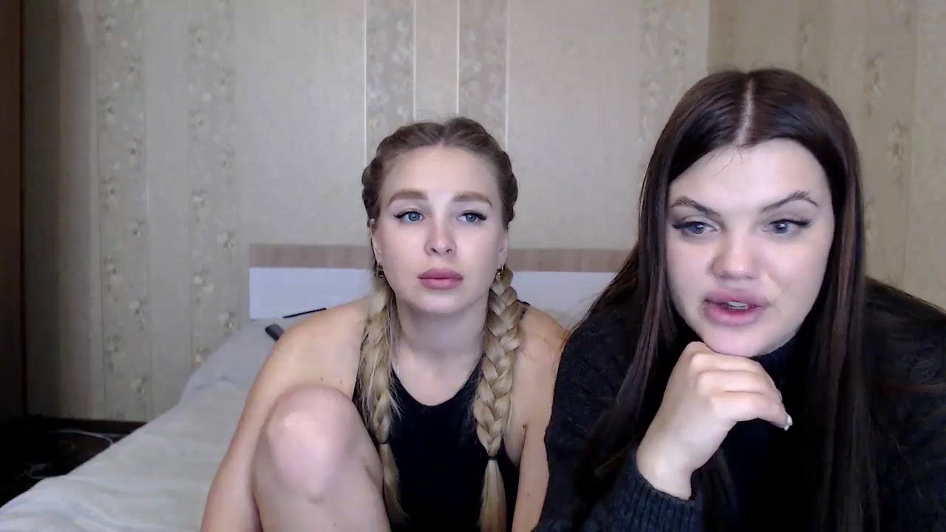 Gallery image thumbnail from Caramelkaa's myfreecams stream on, 05/15/2024, 13:18 image 5 of 20