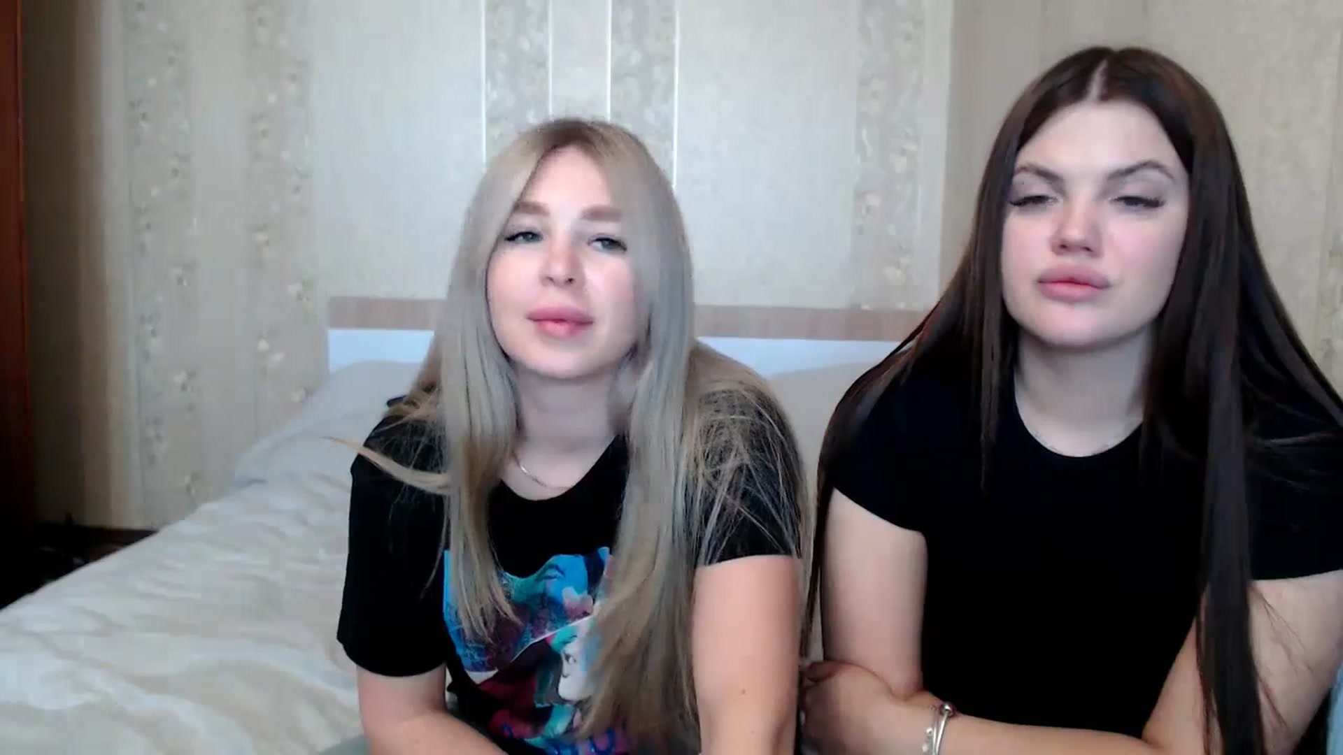 Gallery image thumbnail from Caramelkaa's myfreecams stream on, 05/18/2024, 11:10 image 6 of 20