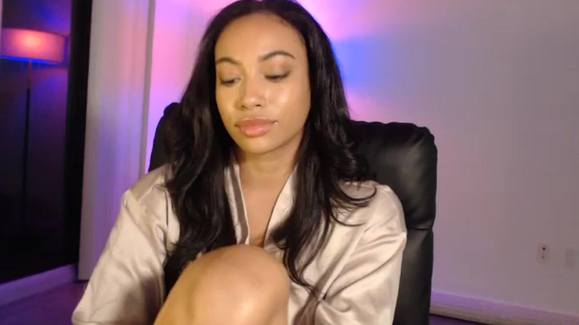 Gallery image thumbnail from Caramelldoll1's myfreecams stream on, 05/02/2024, 02:54 image 3 of 20