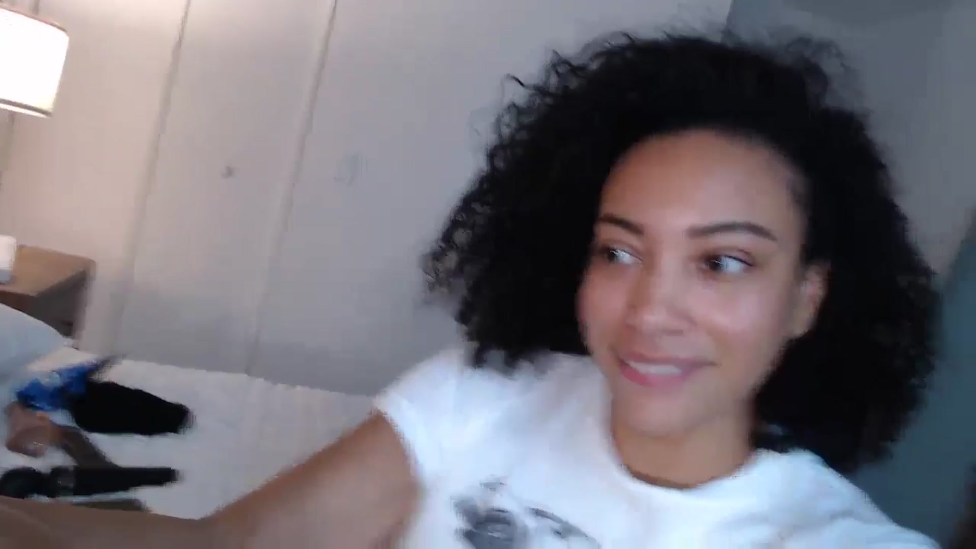 Gallery image thumbnail from Caramelldoll1's myfreecams stream on, 06/11/2024, 18:47 image 16 of 20