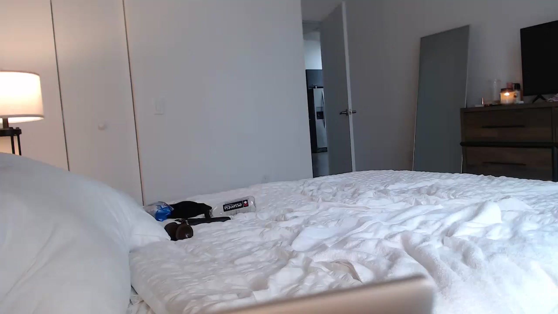 Gallery image thumbnail from Caramelldoll1's myfreecams stream on, 06/11/2024, 19:17 image 18 of 20