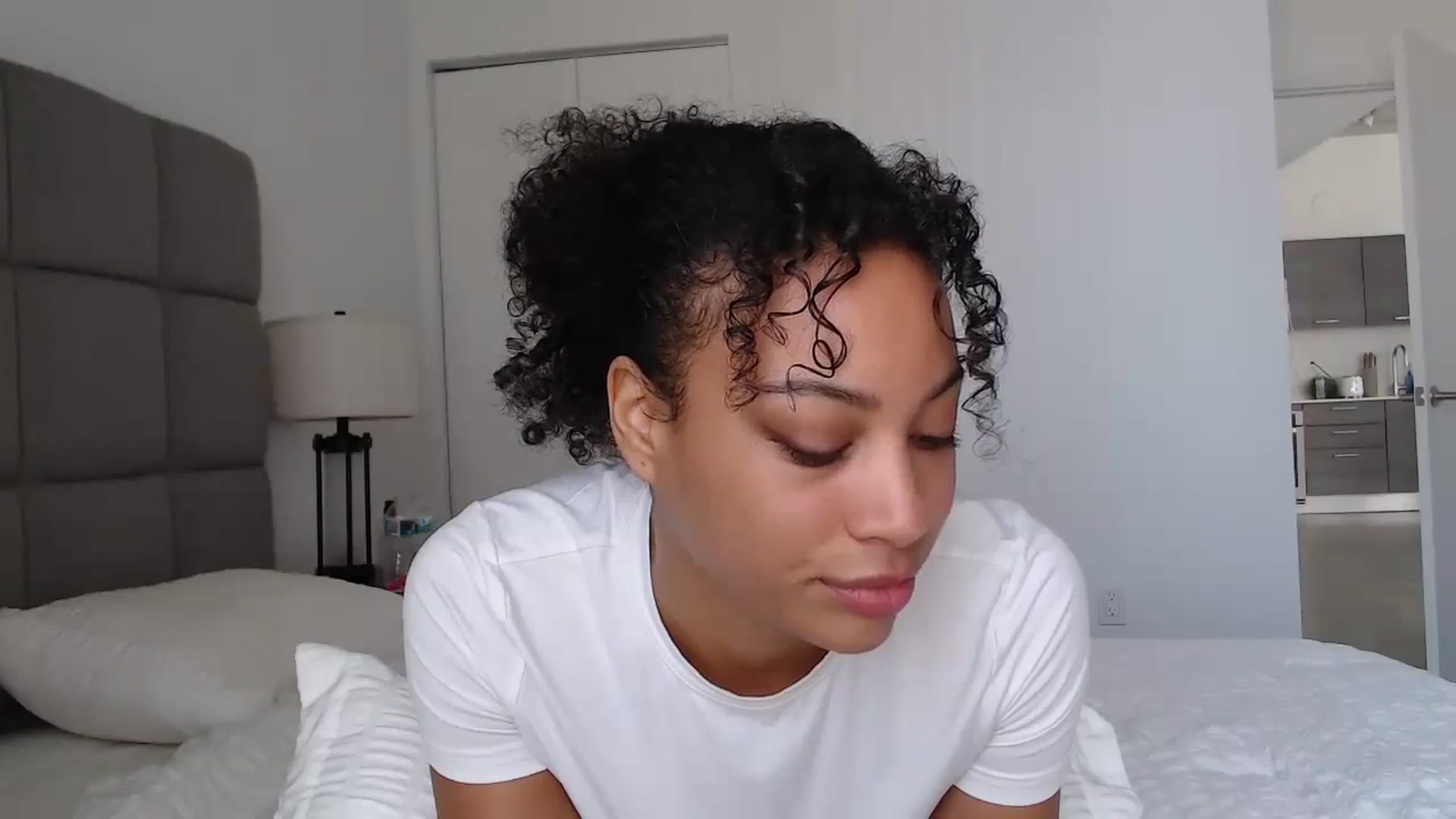 Gallery image thumbnail from Caramelldoll1's myfreecams stream on, 07/08/2024, 21:20 image 5 of 20