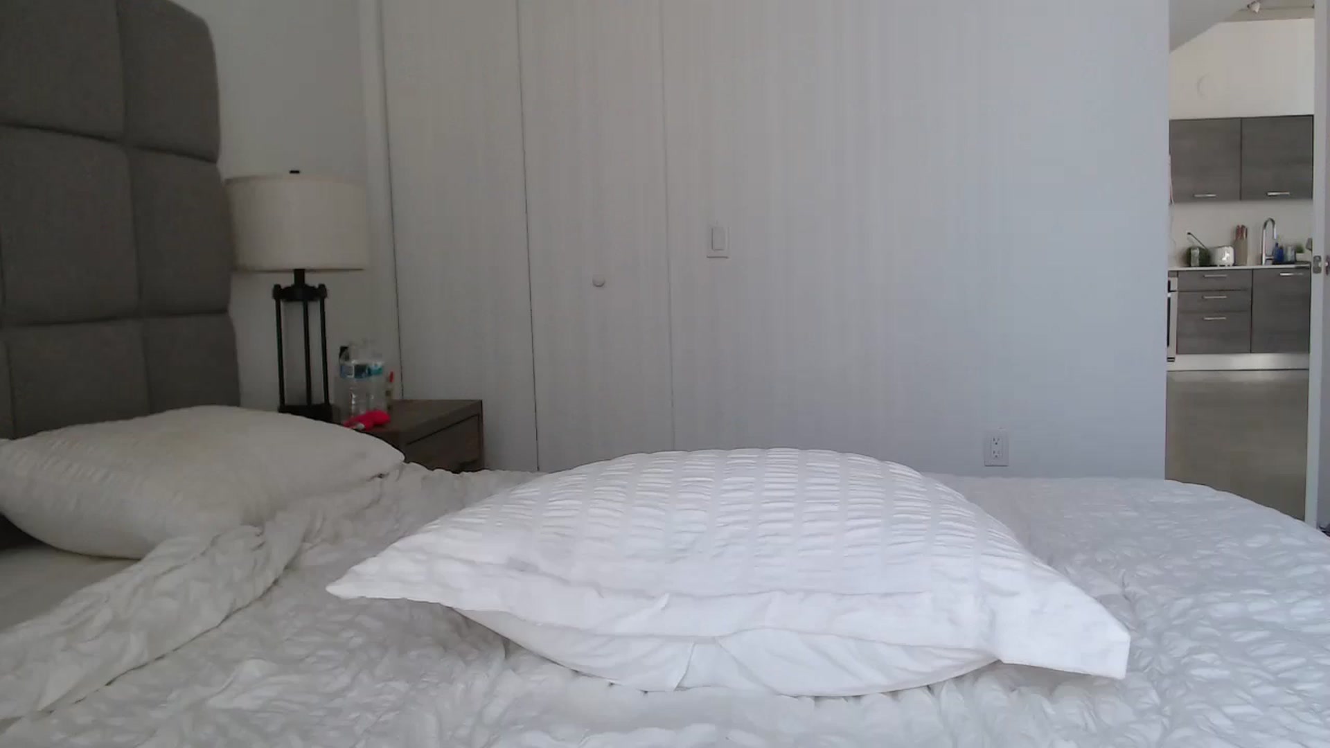 Gallery image thumbnail from Caramelldoll1's myfreecams stream on, 07/08/2024, 21:20 image 4 of 20