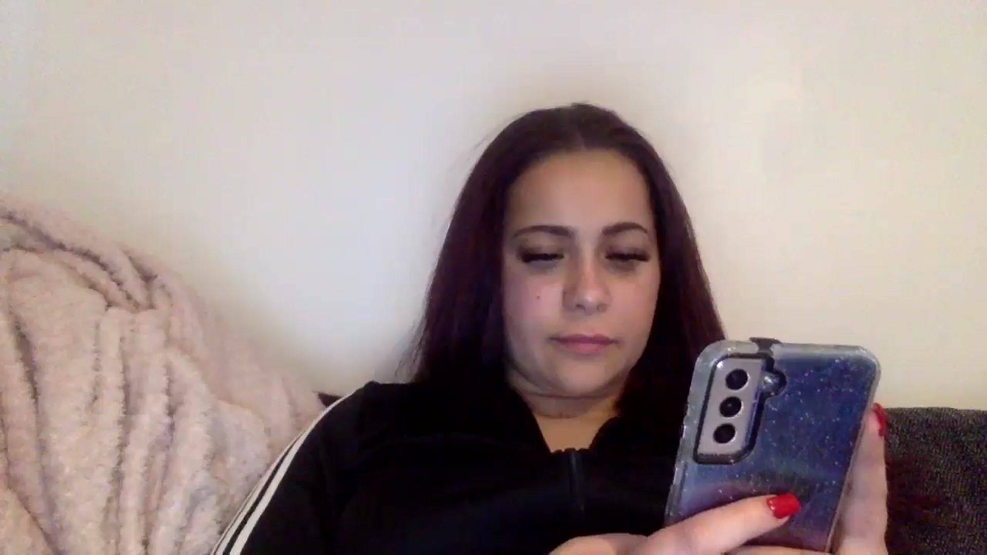 Gallery image thumbnail from Carameltwirlx's myfreecams stream on, 04/21/2025, 24:42 image 19 of 20