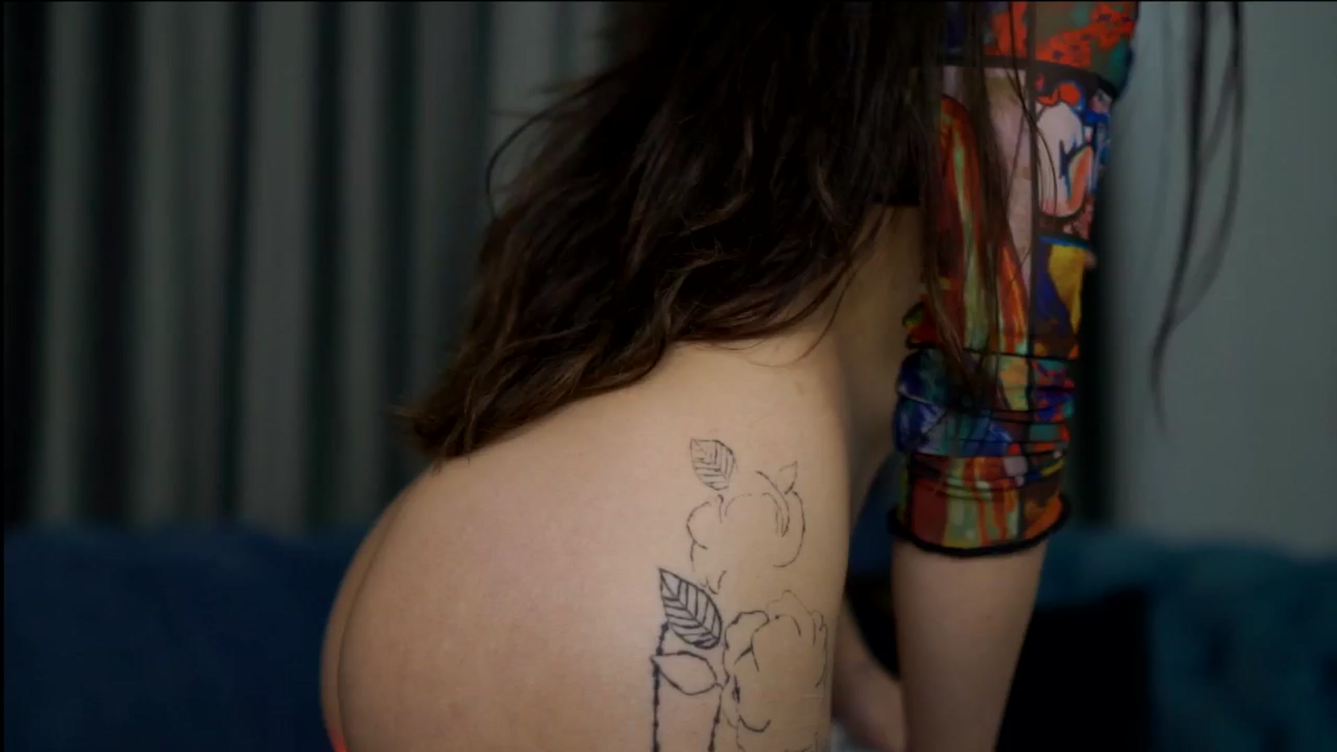 Gallery image thumbnail from CarlaGavin's myfreecams stream on, 08/25/2024, 12:27 image 18 of 20