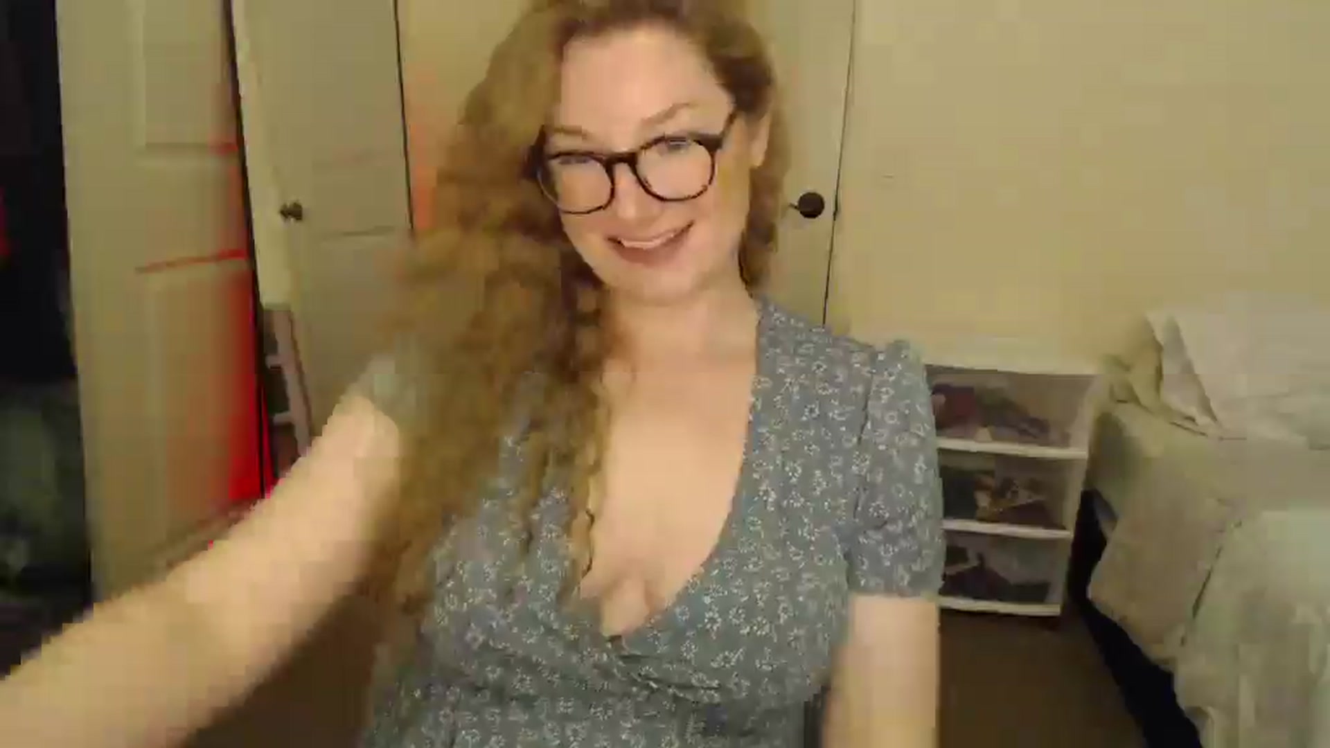 Gallery image thumbnail from CarlyNextDoor's myfreecams stream on, 03/19/2026, 01:32 image 3 of 20