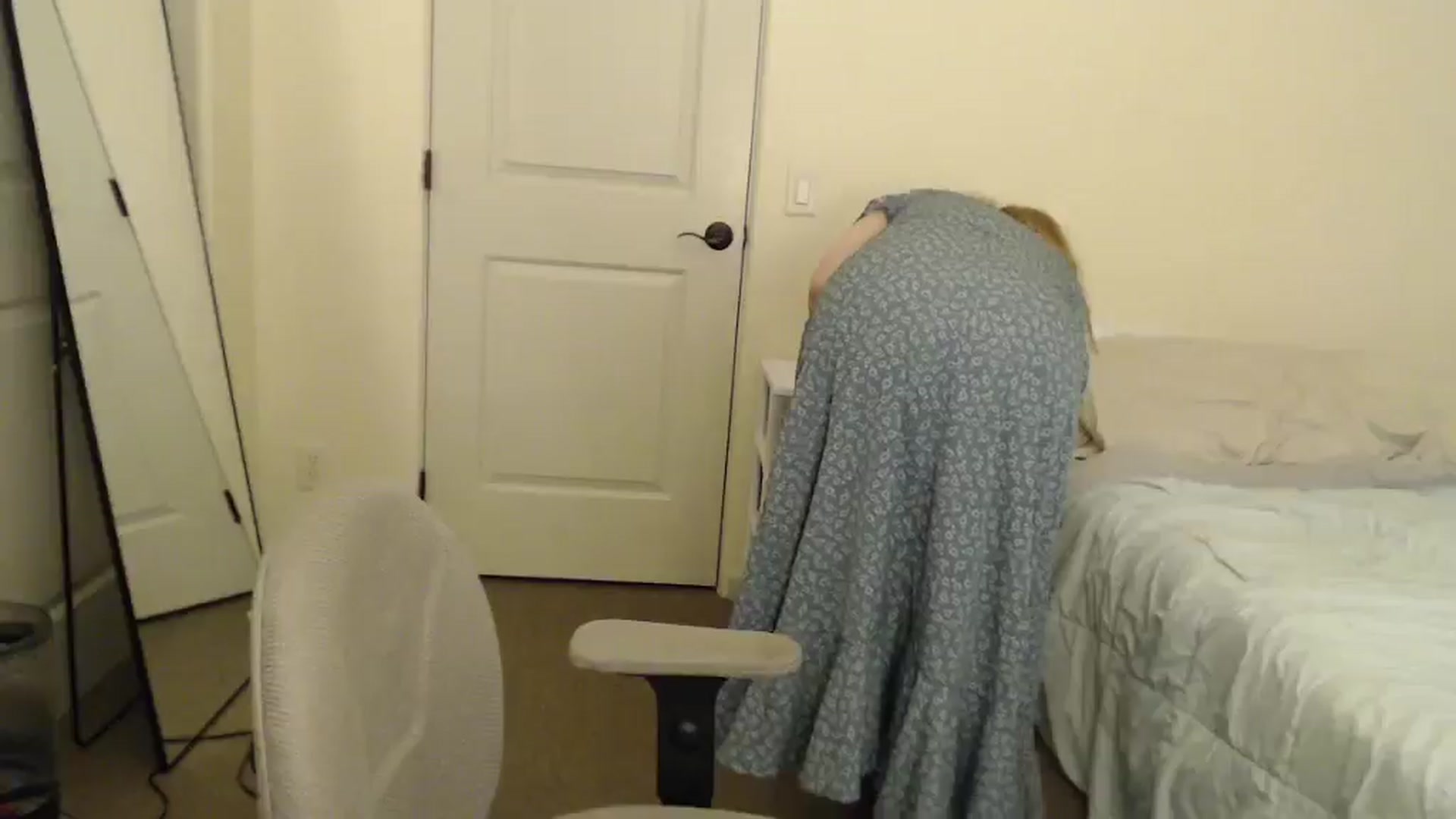 Gallery image thumbnail from CarlyNextDoor's myfreecams stream on, 04/07/2026, 24:00 image 11 of 20