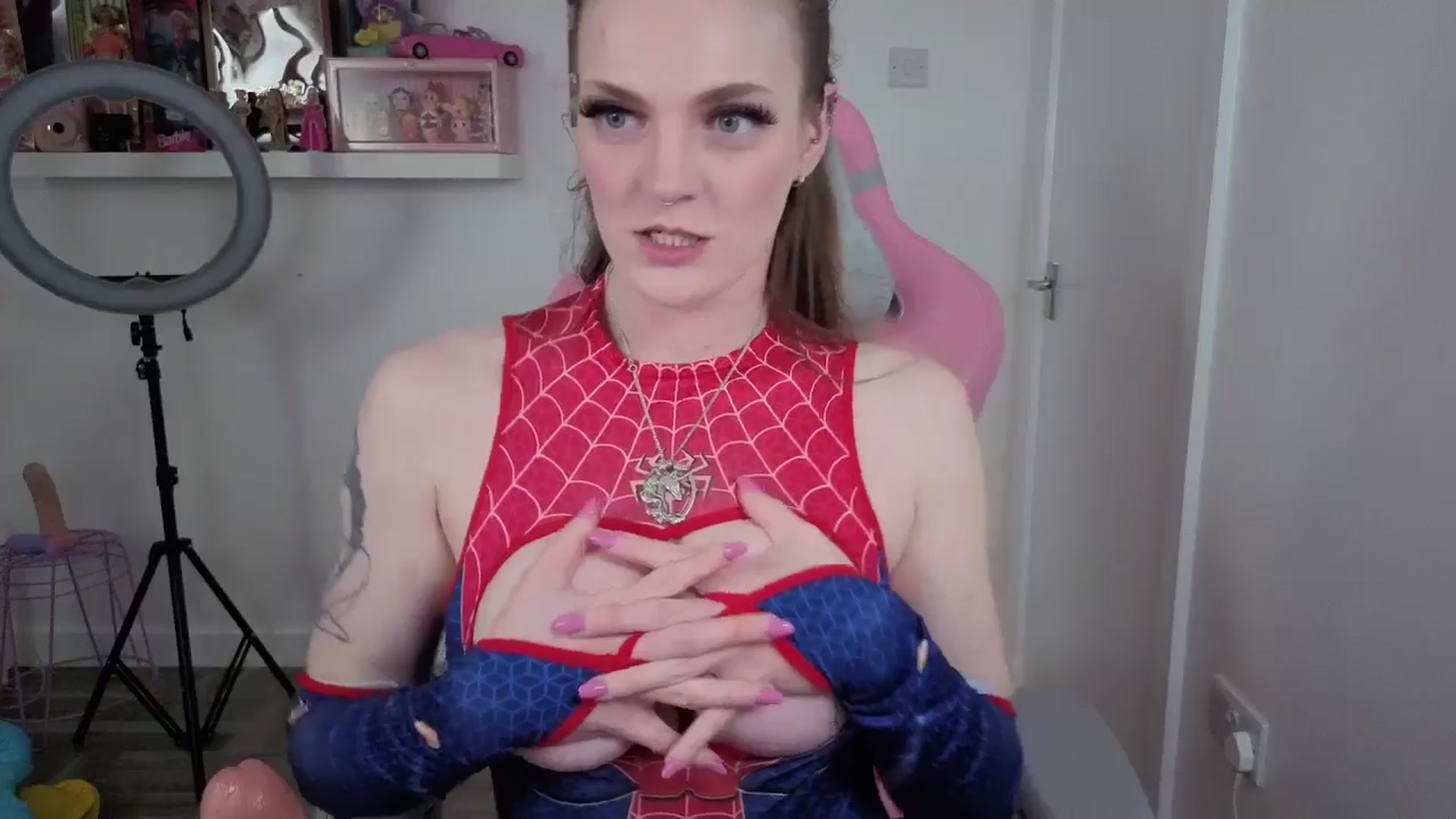 Gallery image thumbnail from Carlyraesum's myfreecams stream on, 03/27/2026, 23:16 image 19 of 20
