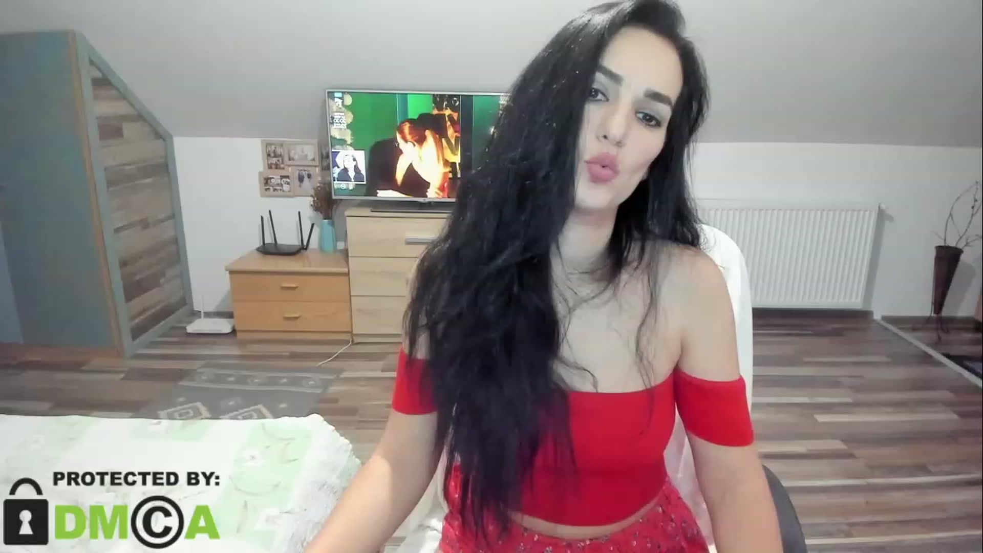 Gallery image thumbnail from CarlyyRose's myfreecams stream on, 12/05/2022, 12:50 image 1 of 20