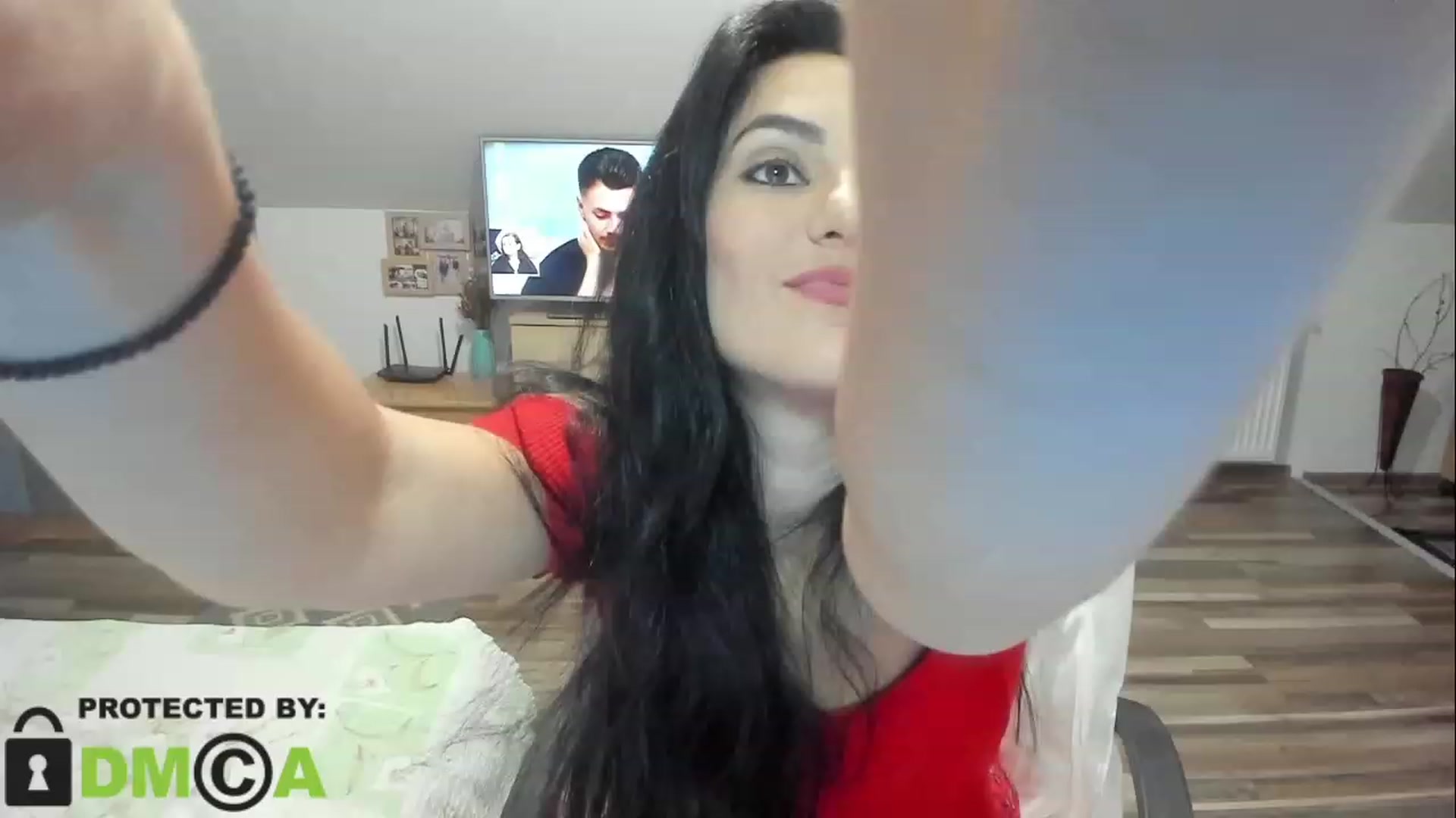 Gallery image thumbnail from CarlyyRose's myfreecams stream on, 12/05/2022, 12:50 image 2 of 20