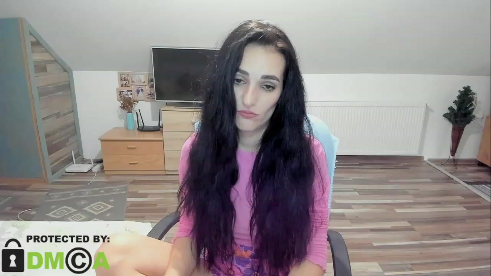 Gallery image thumbnail from CarlyyRose's myfreecams stream on, 02/17/2023, 13:14 image 8 of 20