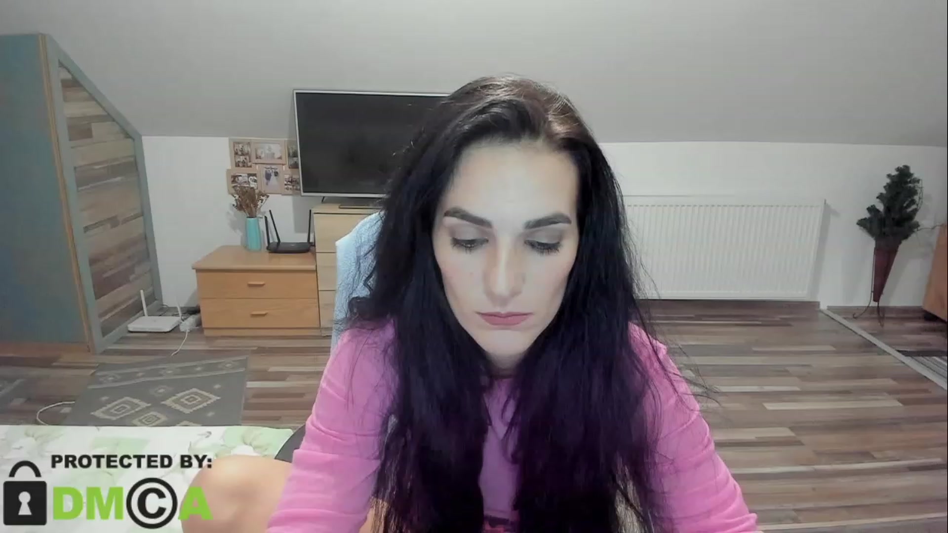 Gallery image thumbnail from CarlyyRose's myfreecams stream on, 02/17/2023, 13:14 image 10 of 20