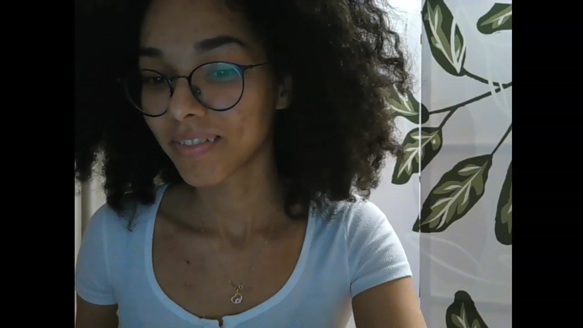 Gallery image thumbnail from Carmel_Dee's myfreecams stream on, 04/06/2023, 24:01 image 10 of 20