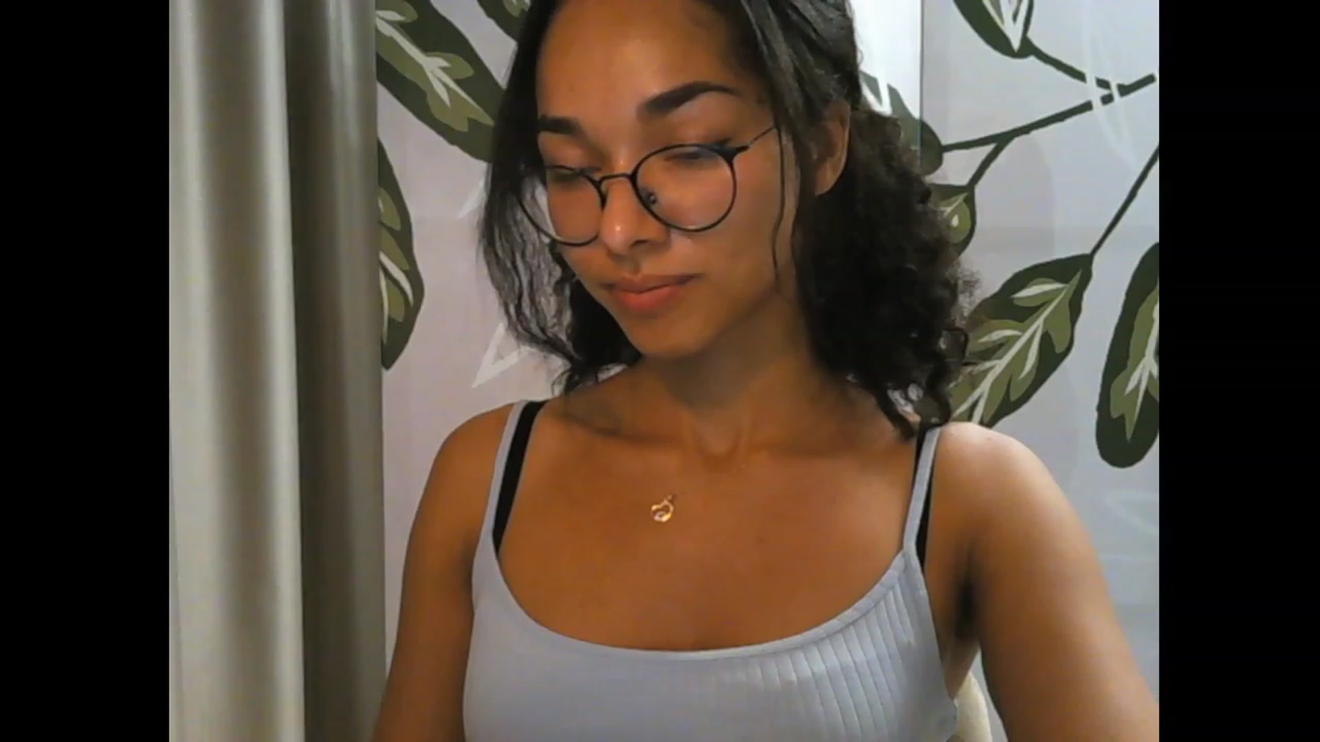 Gallery image thumbnail from Carmel_Dee's myfreecams stream on, 09/24/2023, 23:56 image 16 of 20
