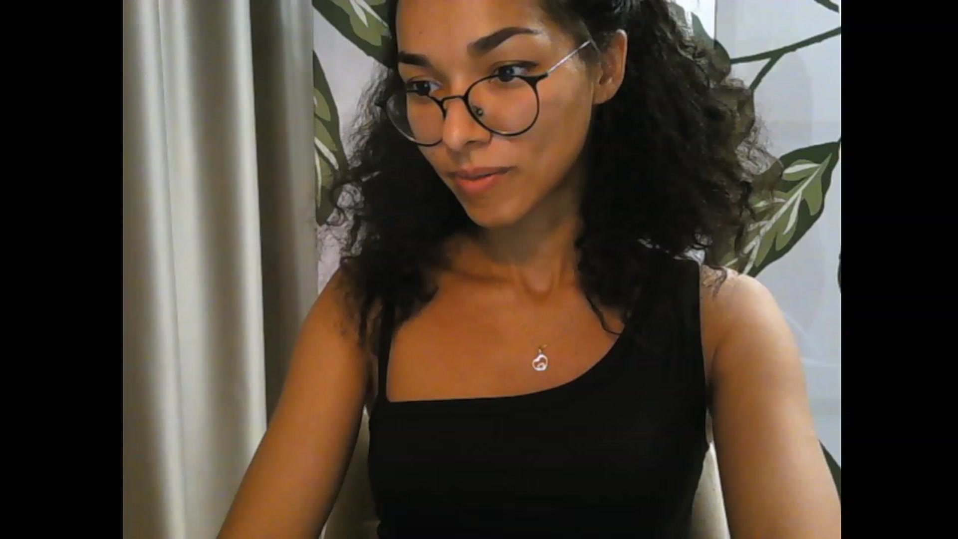 Gallery image thumbnail from Carmel_Dee's myfreecams stream on, 09/27/2023, 01:19 image 20 of 20