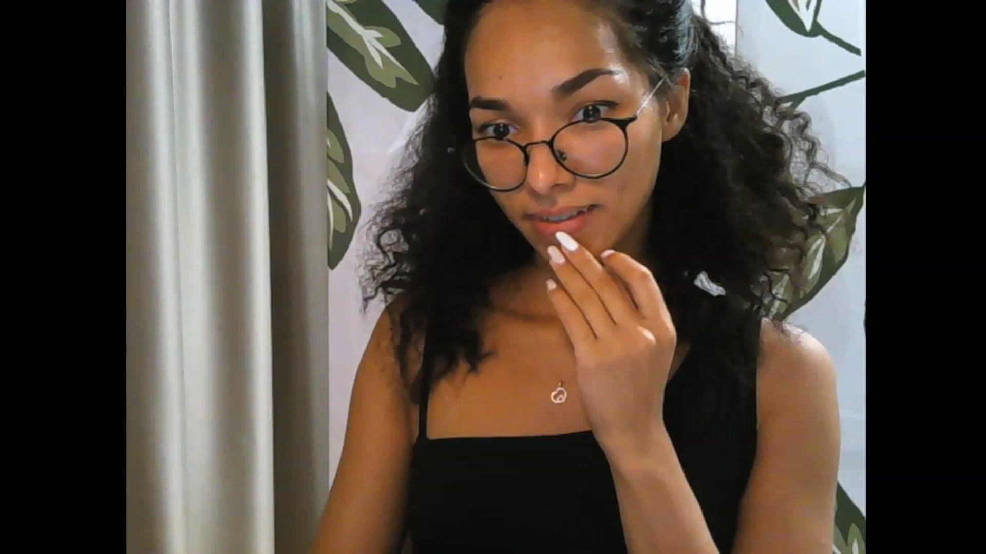 Gallery image thumbnail from Carmel_Dee's myfreecams stream on, 09/27/2023, 02:21 image 16 of 20