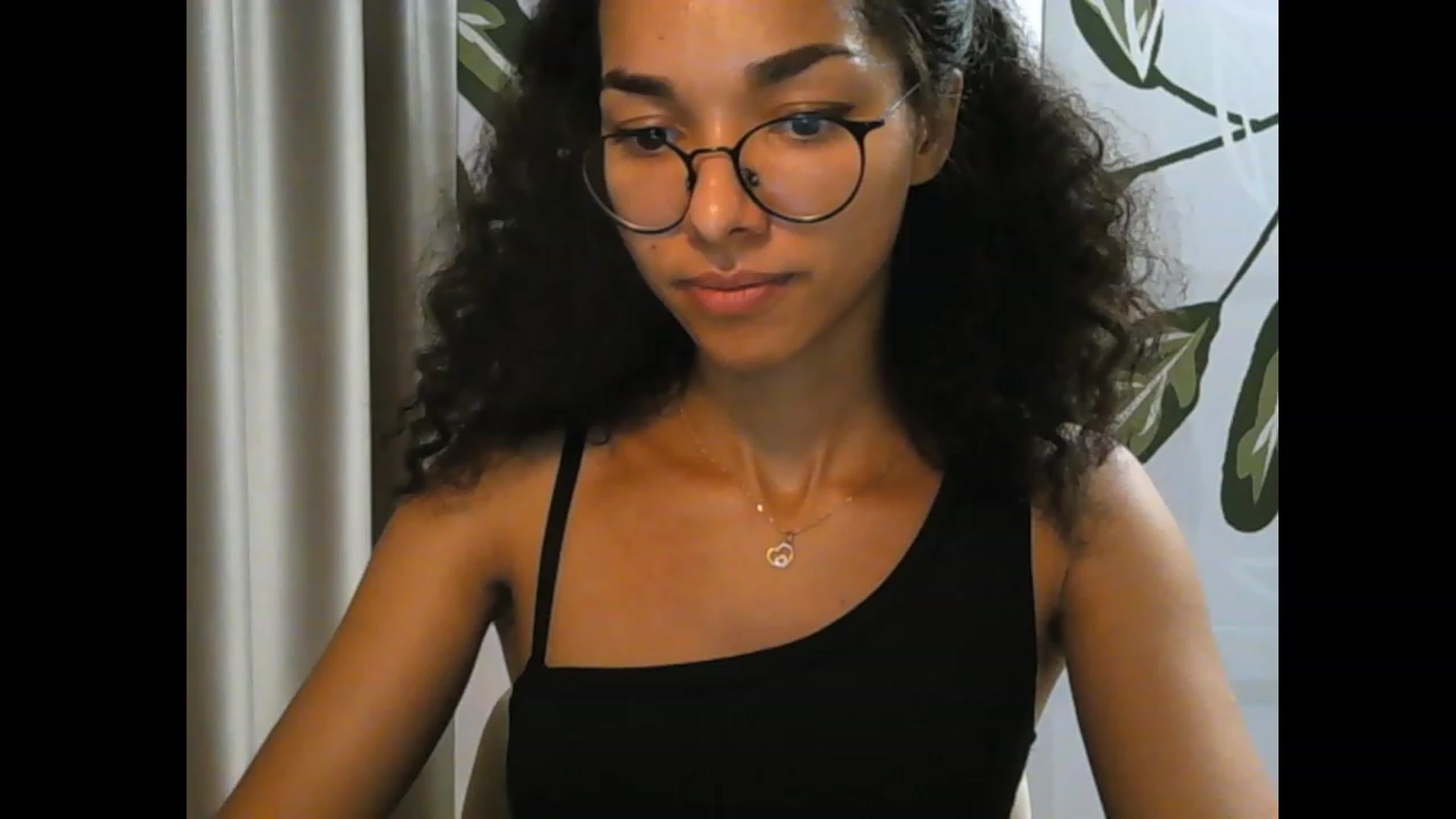 Gallery image thumbnail from Carmel_Dee's myfreecams stream on, 09/27/2023, 04:41 image 14 of 20