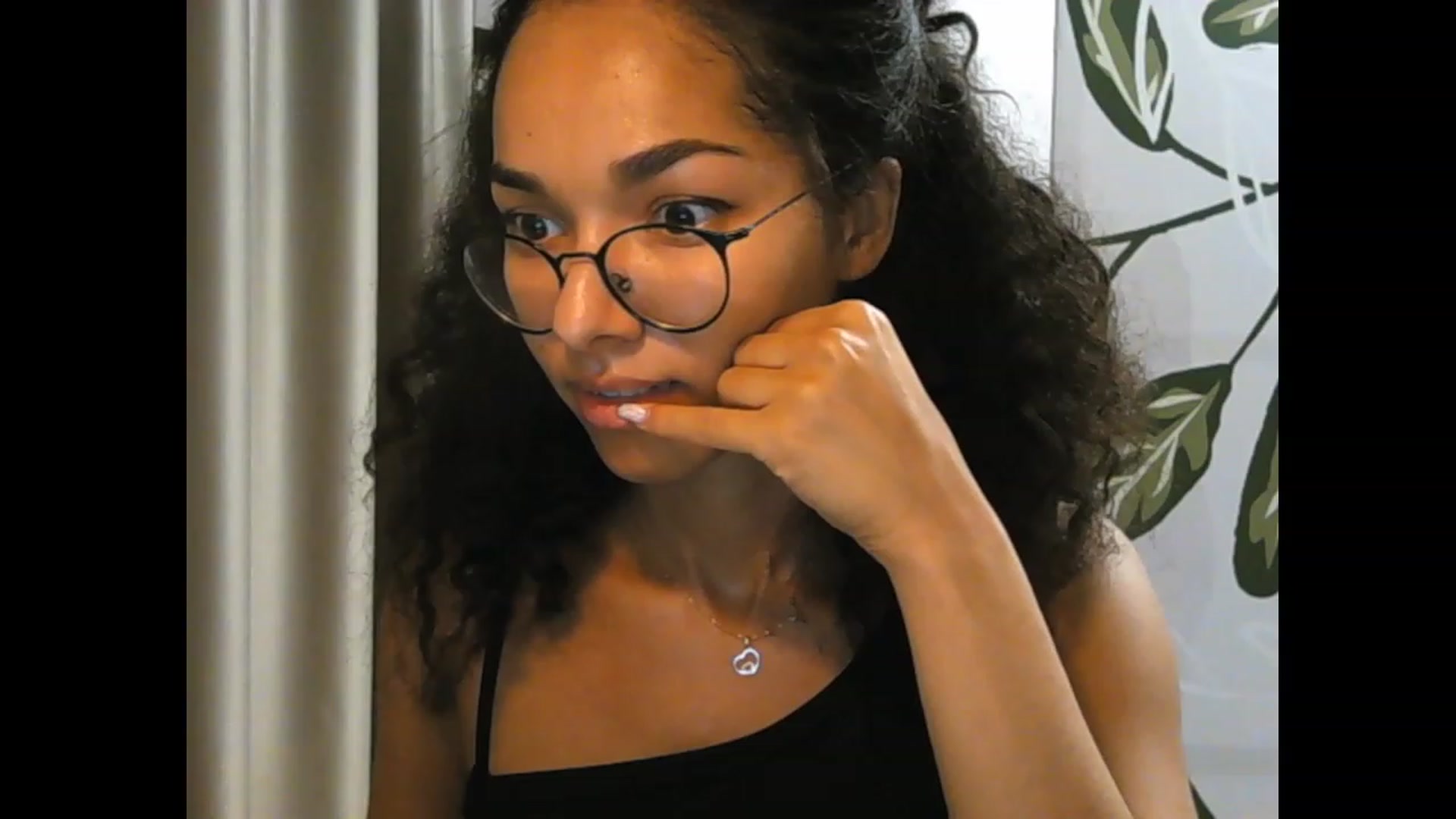 Gallery image thumbnail from Carmel_Dee's myfreecams stream on, 09/27/2023, 04:41 image 10 of 20