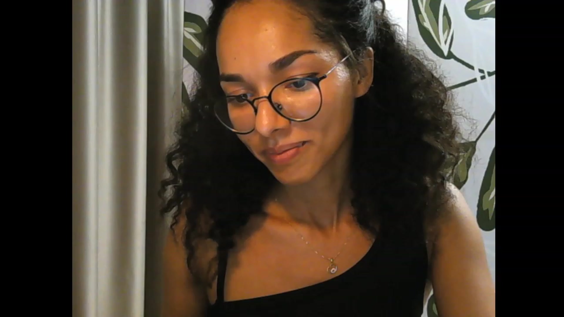 Gallery image thumbnail from Carmel_Dee's myfreecams stream on, 09/27/2023, 04:41 image 7 of 20