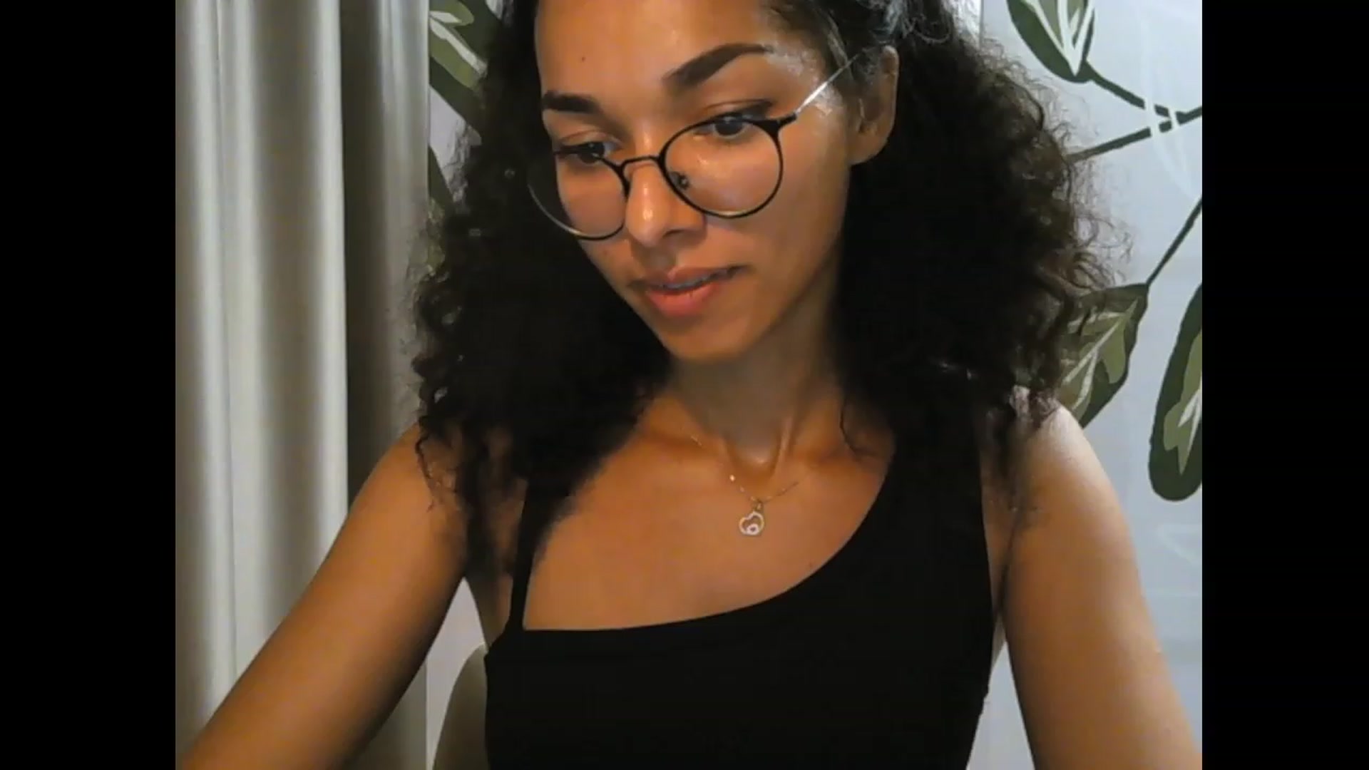 Gallery image thumbnail from Carmel_Dee's myfreecams stream on, 09/27/2023, 04:41 image 16 of 20