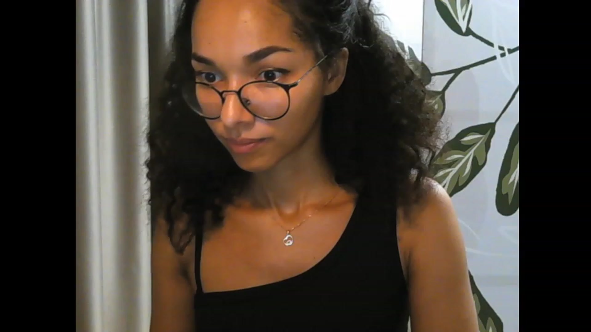 Gallery image thumbnail from Carmel_Dee's myfreecams stream on, 09/27/2023, 04:41 image 18 of 20