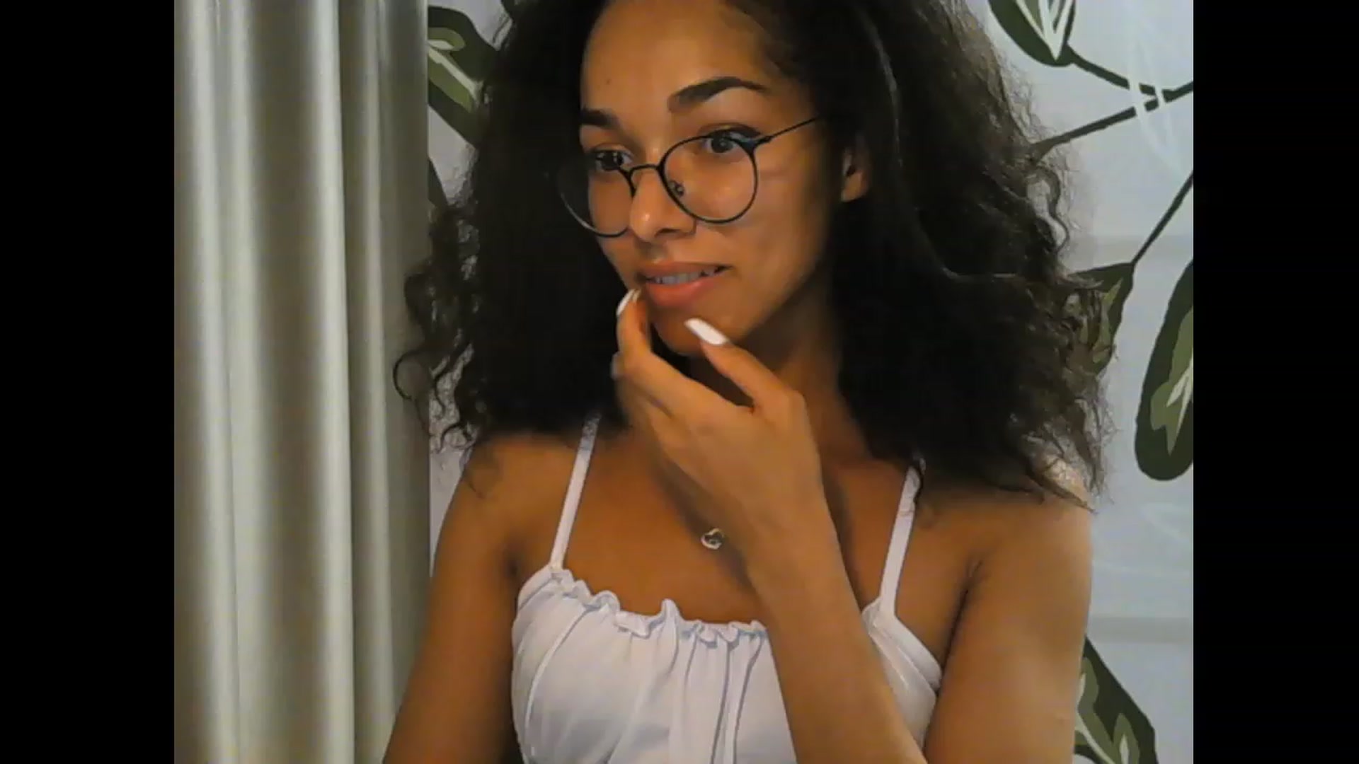 Gallery image thumbnail from Carmel_Dee's myfreecams stream on, 09/28/2023, 23:19 image 14 of 20
