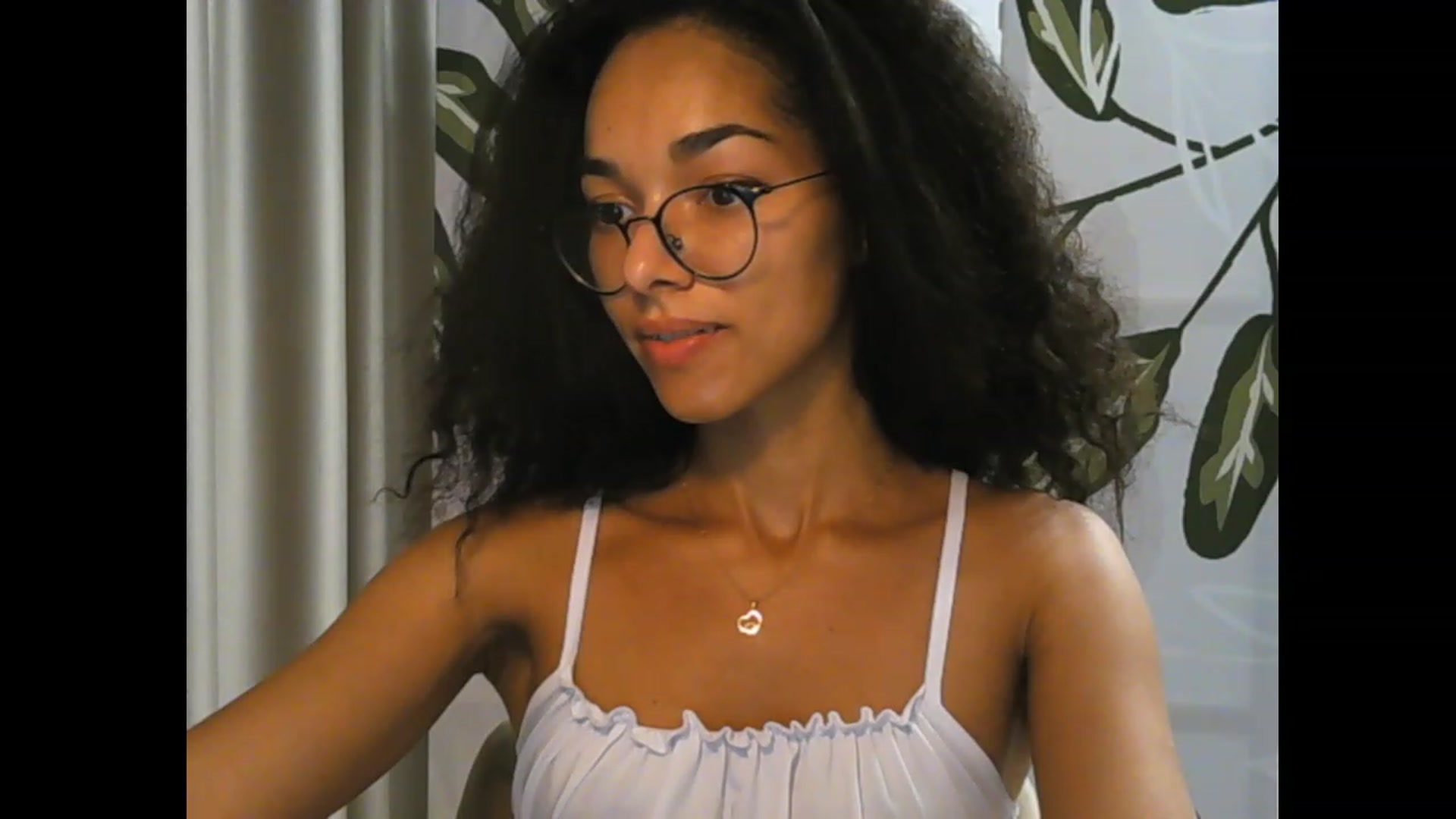 Gallery image thumbnail from Carmel_Dee's myfreecams stream on, 09/29/2023, 24:25 image 20 of 20