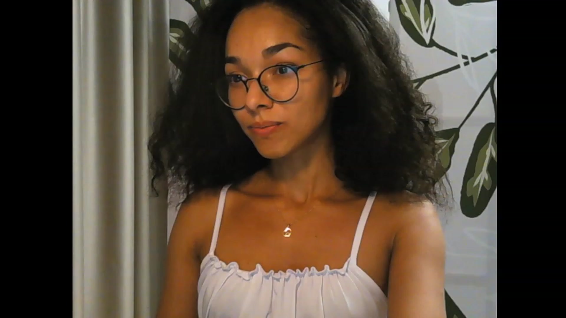 Gallery image thumbnail from Carmel_Dee's myfreecams stream on, 09/29/2023, 24:25 image 8 of 20