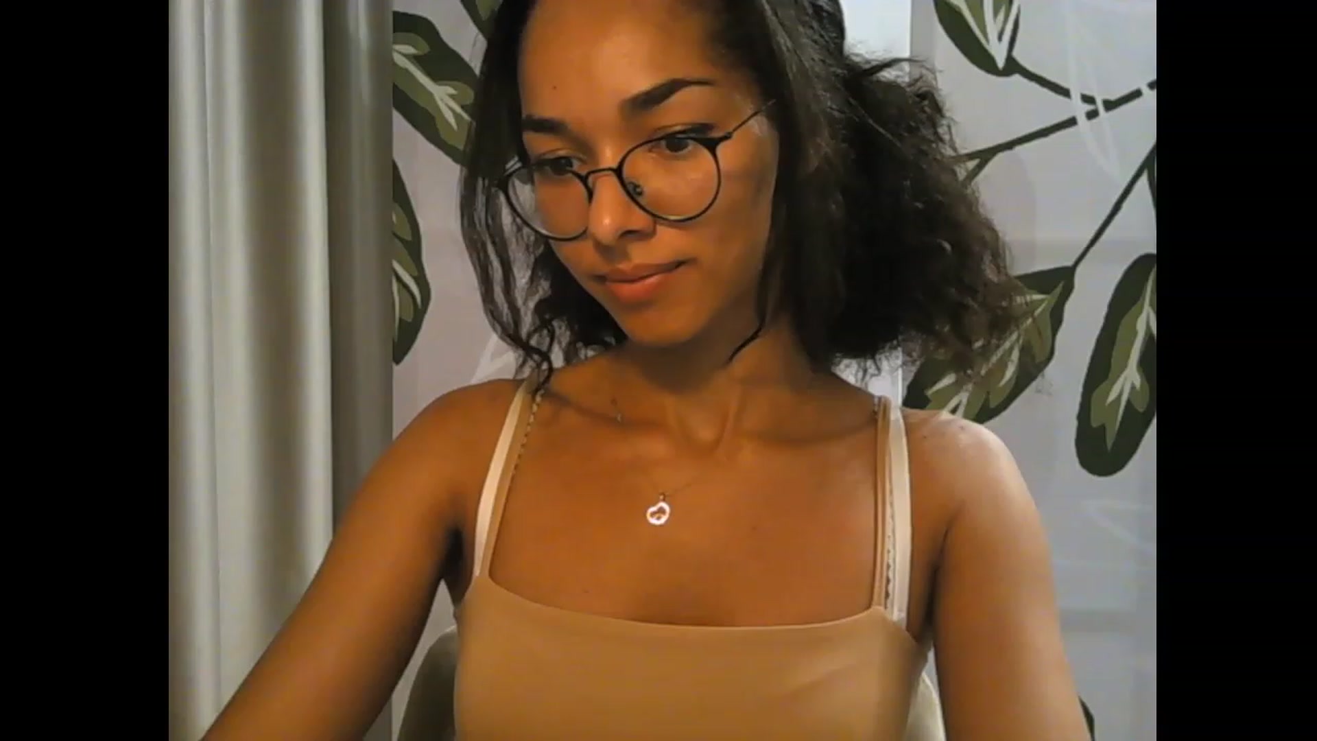 Gallery image thumbnail from Carmel_Dee's myfreecams stream on, 09/30/2023, 01:06 image 4 of 20