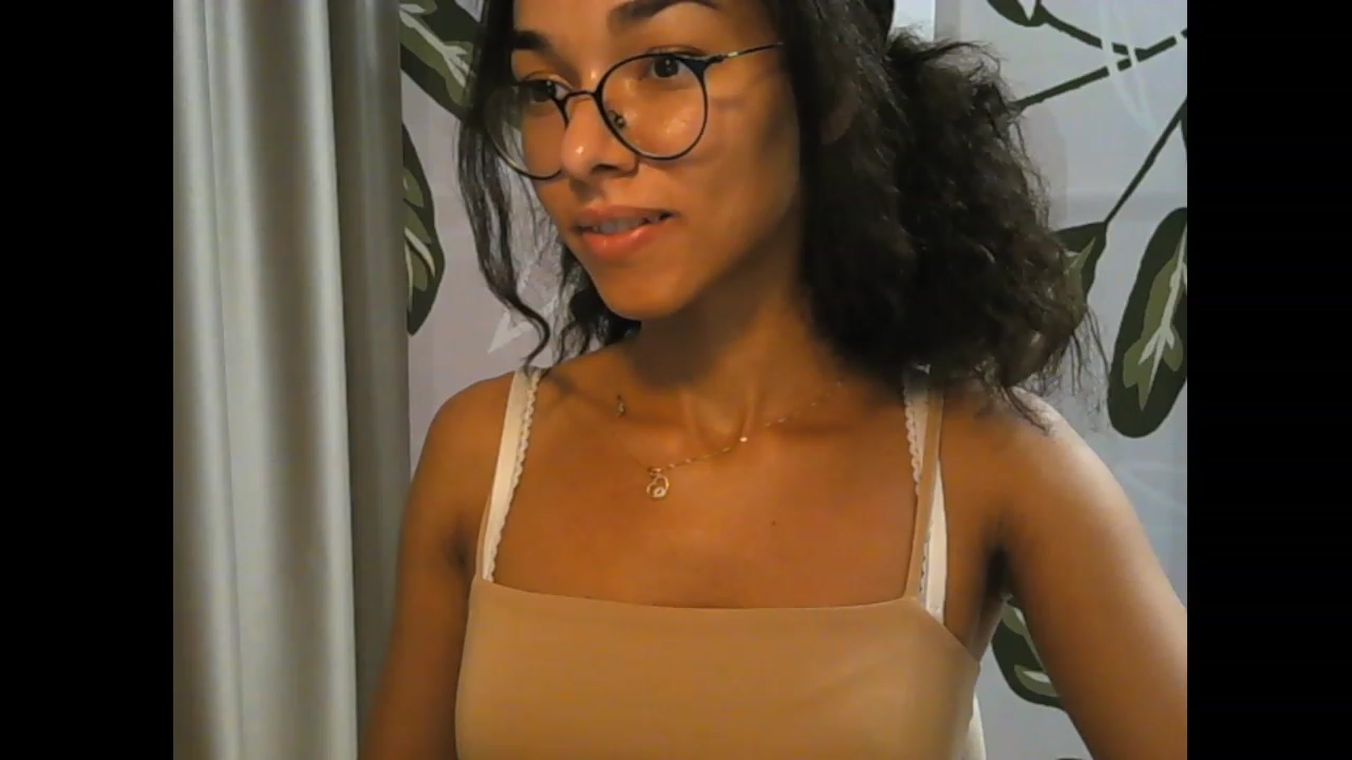Gallery image thumbnail from Carmel_Dee's myfreecams stream on, 09/30/2023, 03:30 image 3 of 20