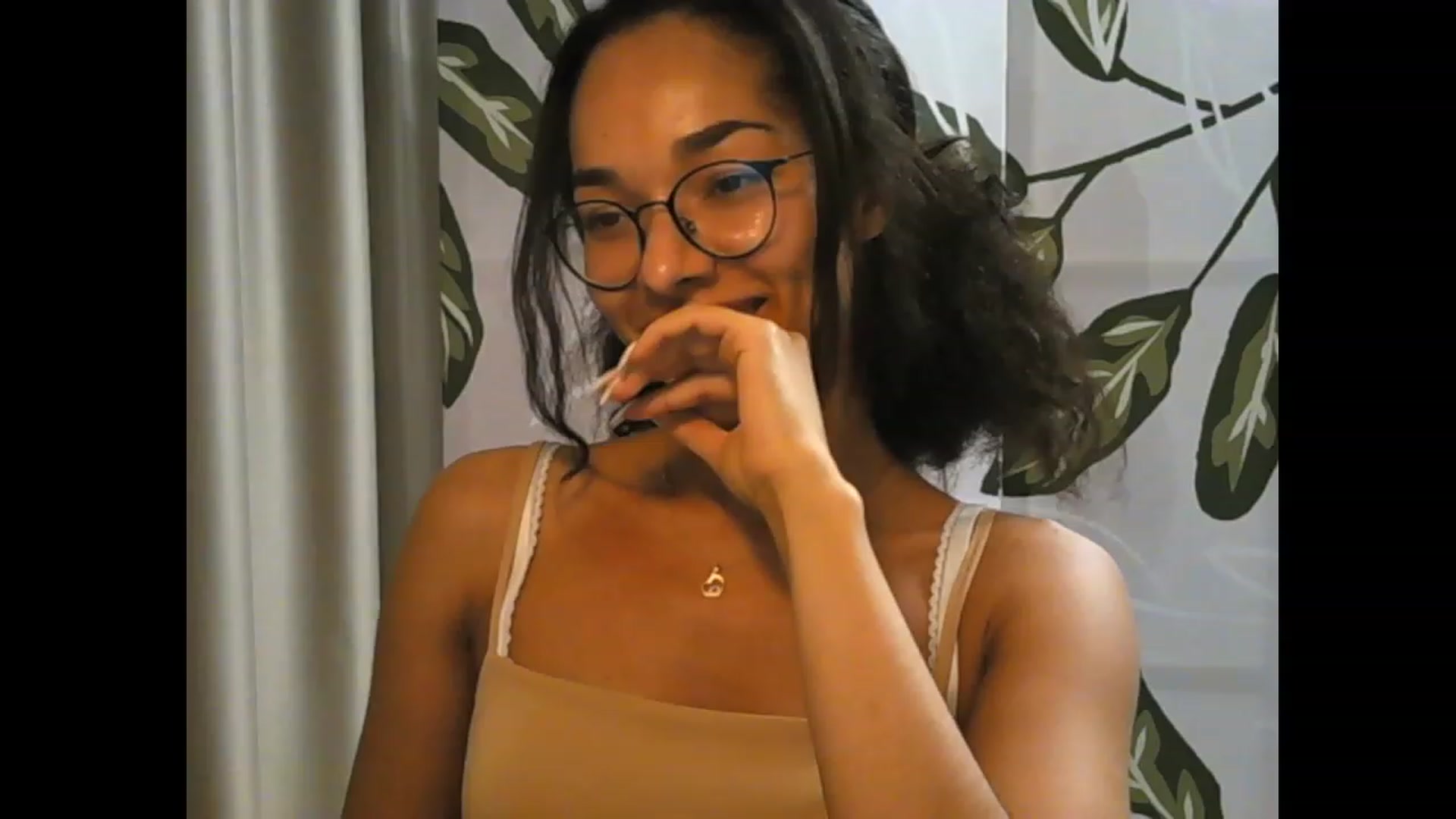 Gallery image thumbnail from Carmel_Dee's myfreecams stream on, 09/30/2023, 03:30 image 18 of 20