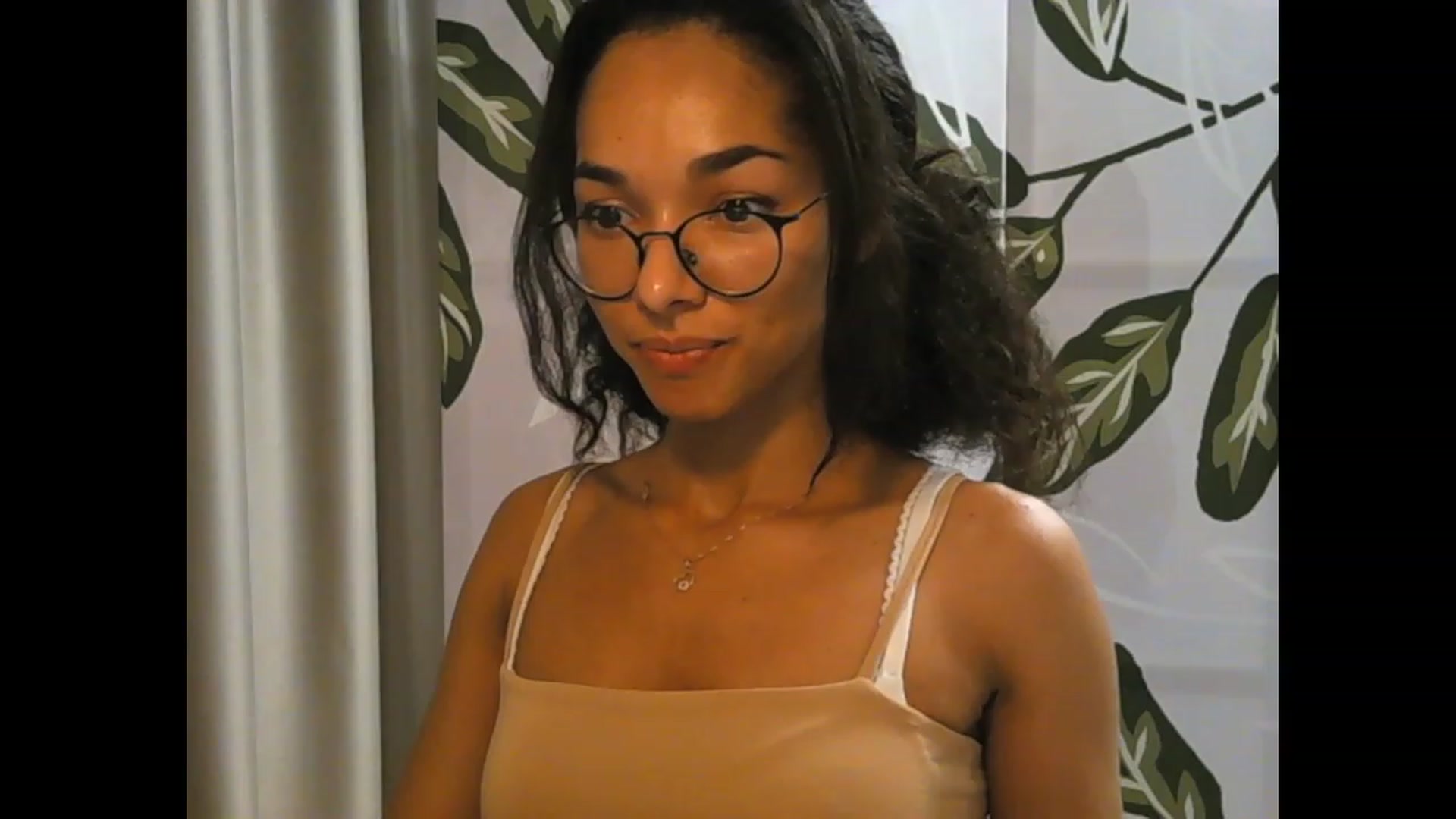 Gallery image thumbnail from Carmel_Dee's myfreecams stream on, 09/30/2023, 03:30 image 16 of 20