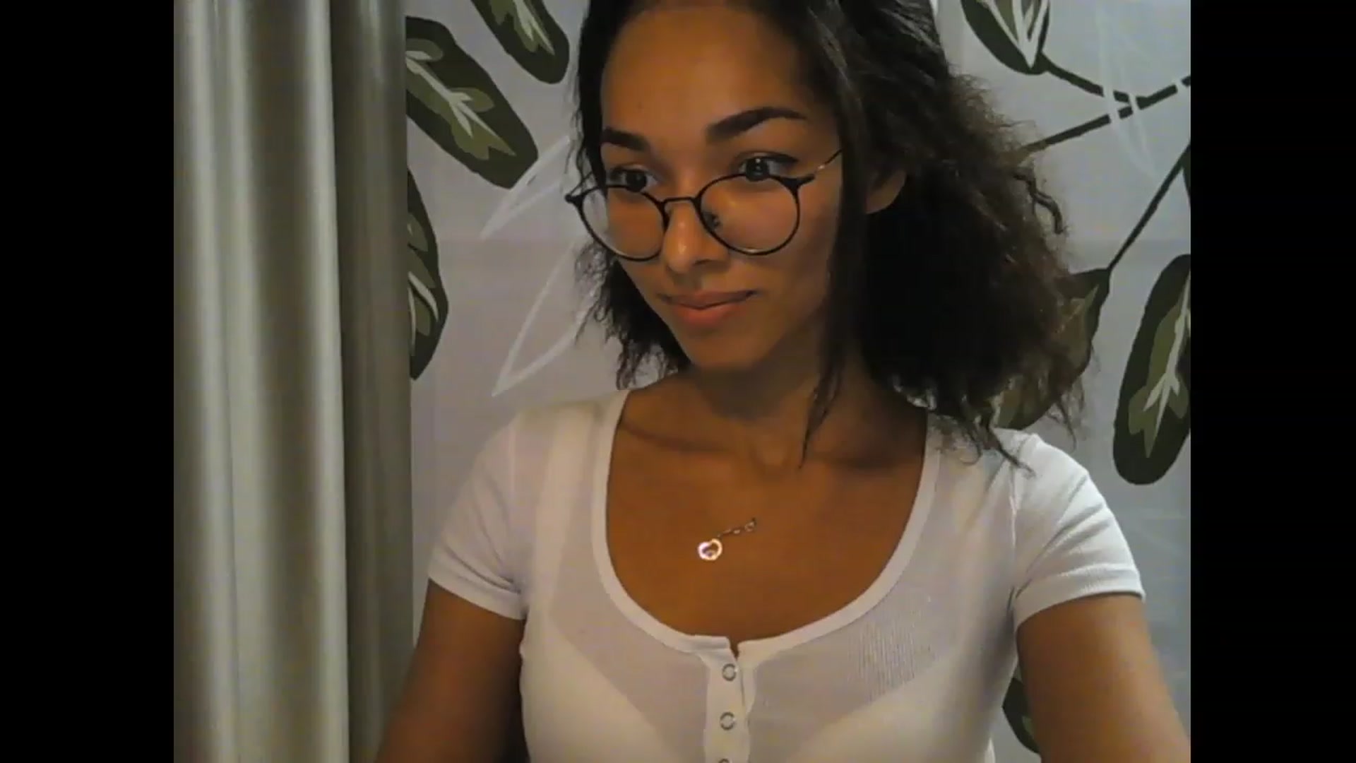 Gallery image thumbnail from Carmel_Dee's myfreecams stream on, 10/01/2023, 23:07 image 20 of 20