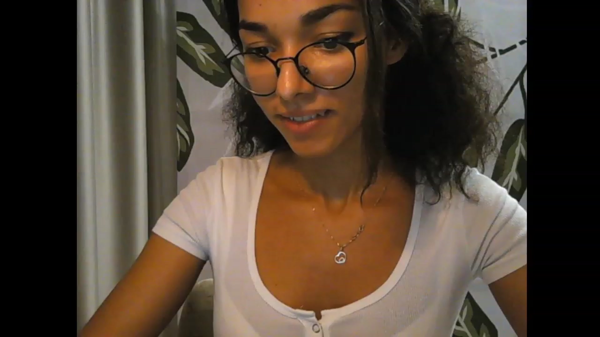 Gallery image thumbnail from Carmel_Dee's myfreecams stream on, 10/02/2023, 03:37 image 6 of 20