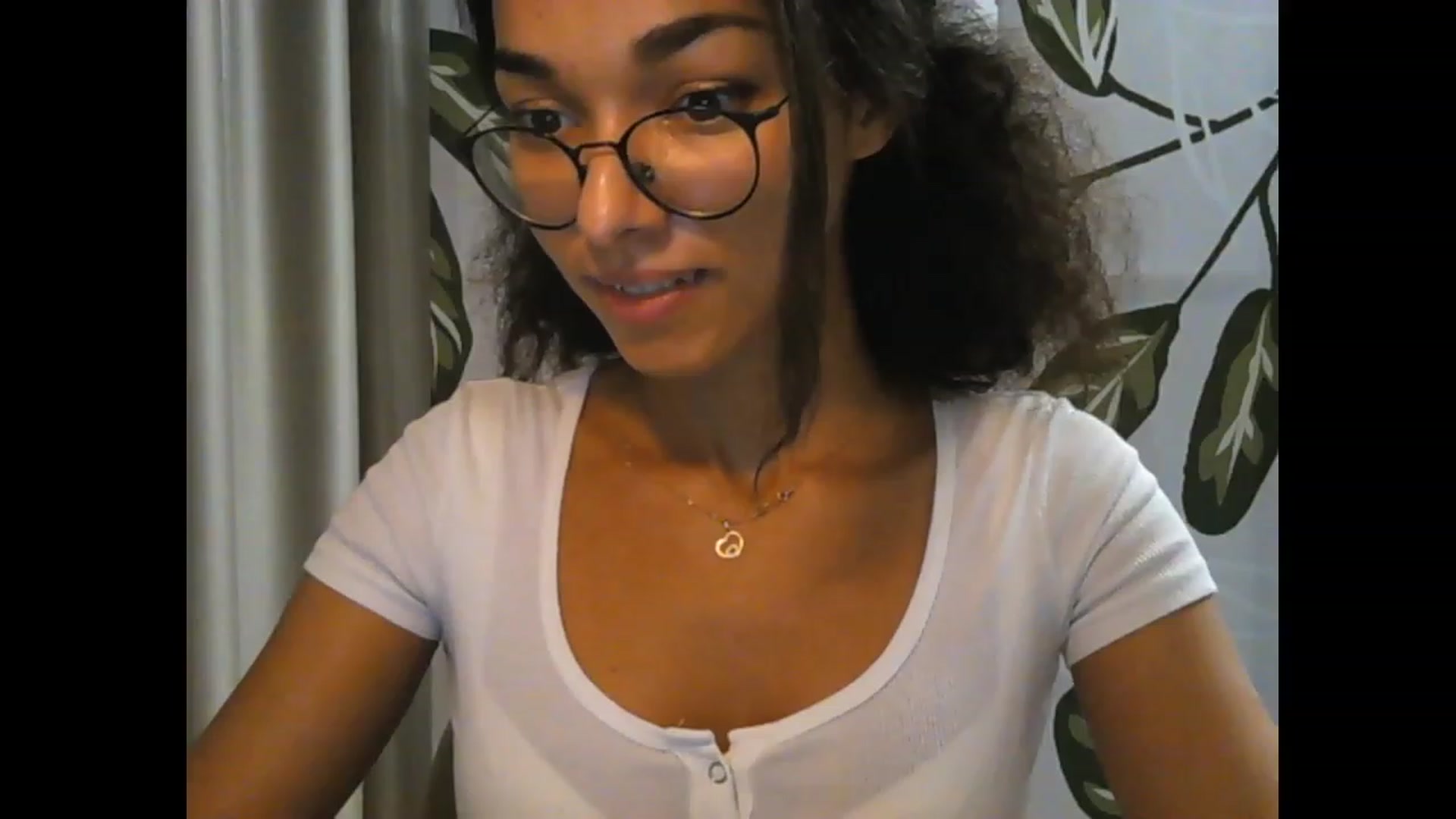 Gallery image thumbnail from Carmel_Dee's myfreecams stream on, 10/02/2023, 03:37 image 1 of 20