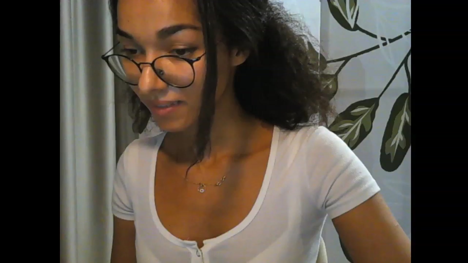 Gallery image thumbnail from Carmel_Dee's myfreecams stream on, 10/02/2023, 03:37 image 10 of 20