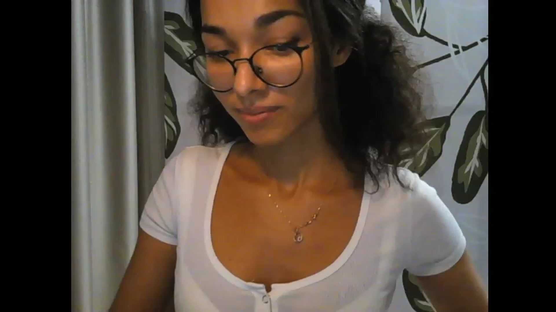 Gallery image thumbnail from Carmel_Dee's myfreecams stream on, 10/02/2023, 03:37 image 8 of 20