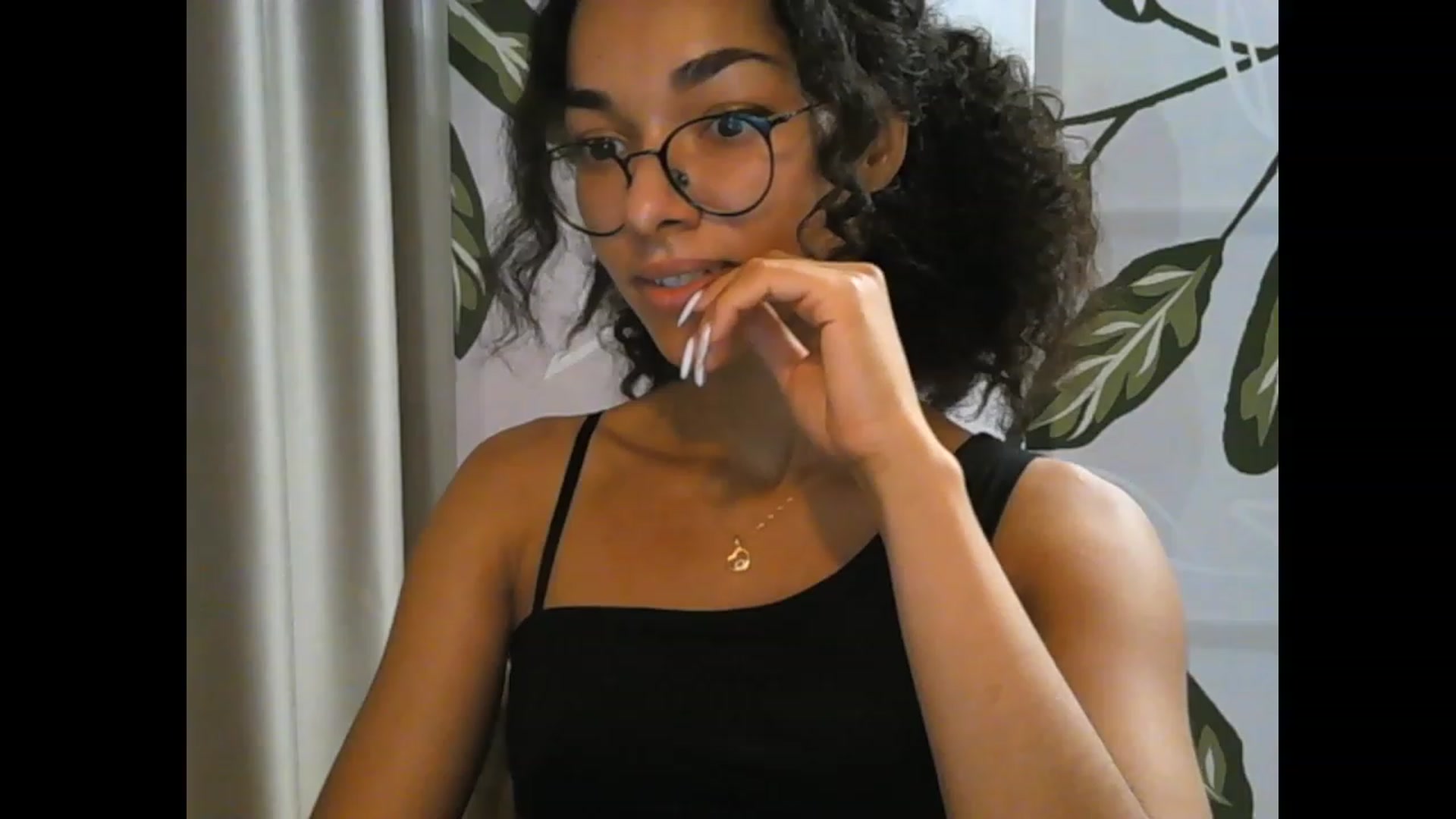 Gallery image thumbnail from Carmel_Dee's myfreecams stream on, 10/04/2023, 16:28 image 14 of 20