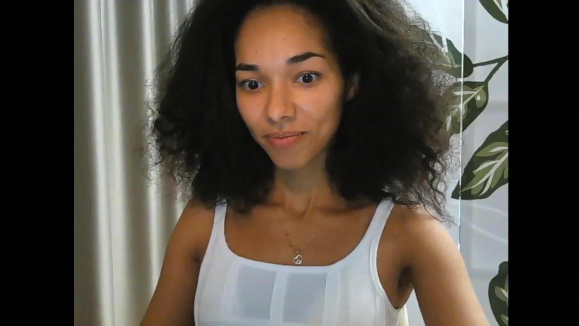 Gallery image thumbnail from Carmel_Dee's myfreecams stream on, 11/17/2023, 23:40 image 17 of 20