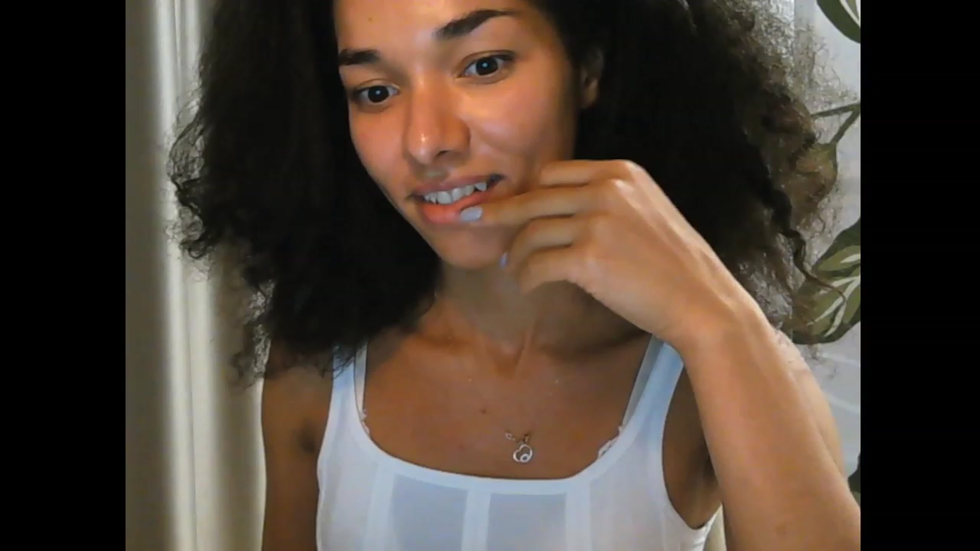 Gallery image thumbnail from Carmel_Dee's myfreecams stream on, 11/18/2023, 04:15 image 18 of 20