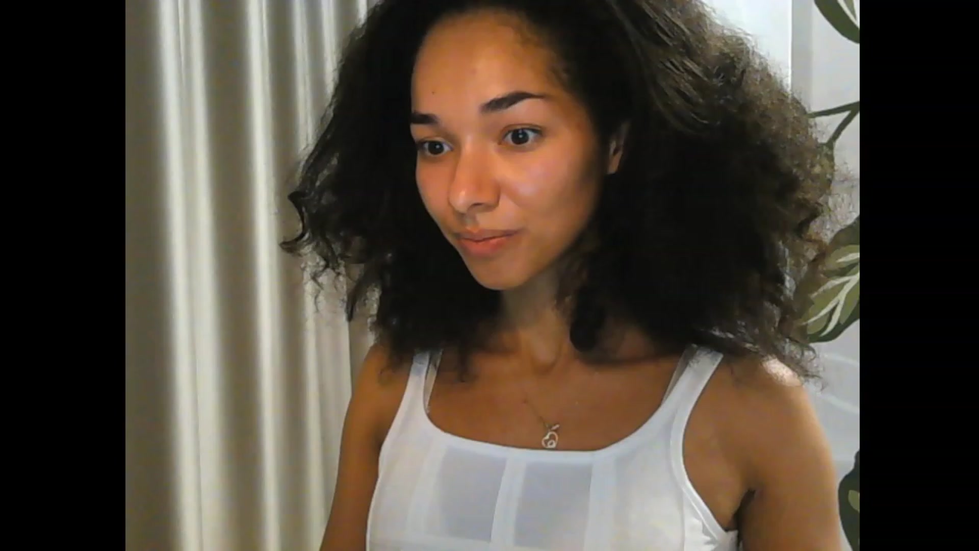 Gallery image thumbnail from Carmel_Dee's myfreecams stream on, 11/18/2023, 04:15 image 6 of 20