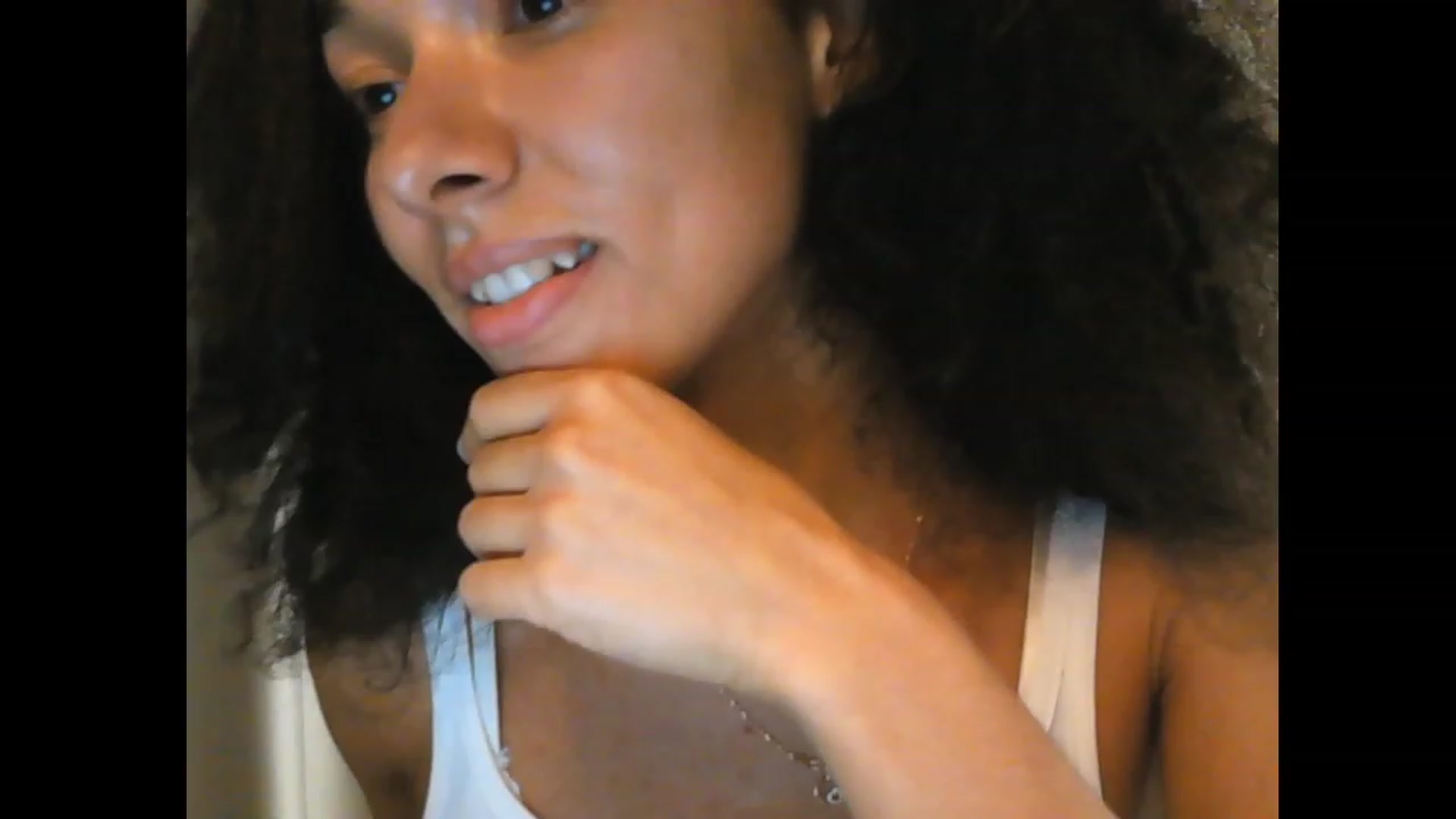 Gallery image thumbnail from Carmel_Dee's myfreecams stream on, 11/18/2023, 04:15 image 19 of 20