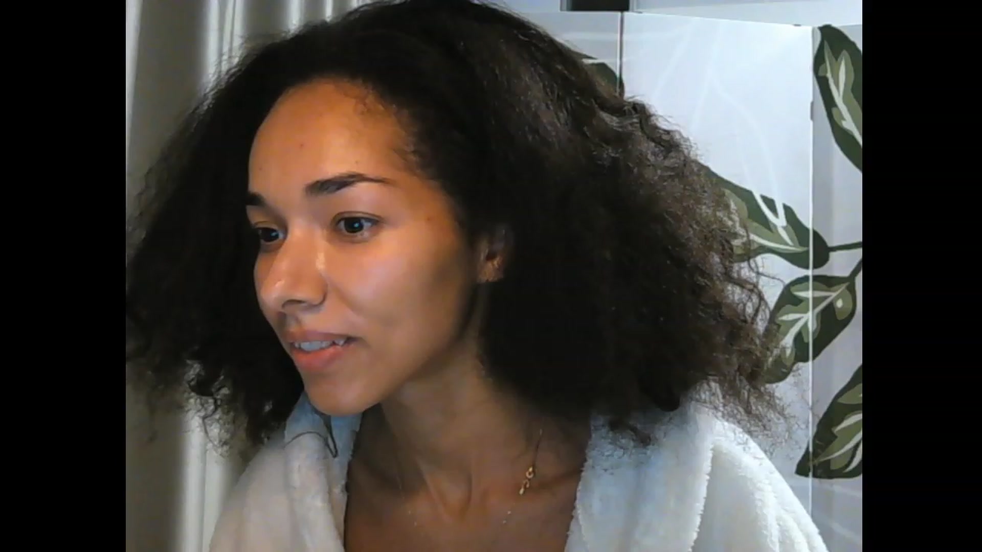 Gallery image thumbnail from Carmel_Dee's myfreecams stream on, 11/18/2023, 08:00 image 4 of 20