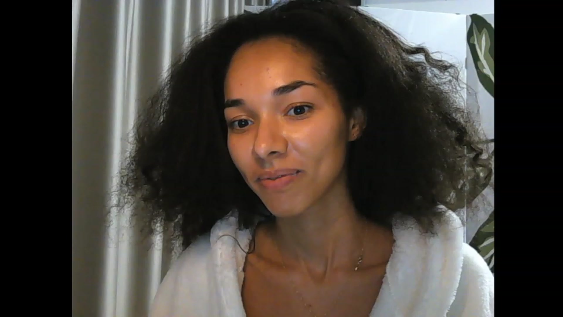 Gallery image thumbnail from Carmel_Dee's myfreecams stream on, 11/18/2023, 08:00 image 2 of 20