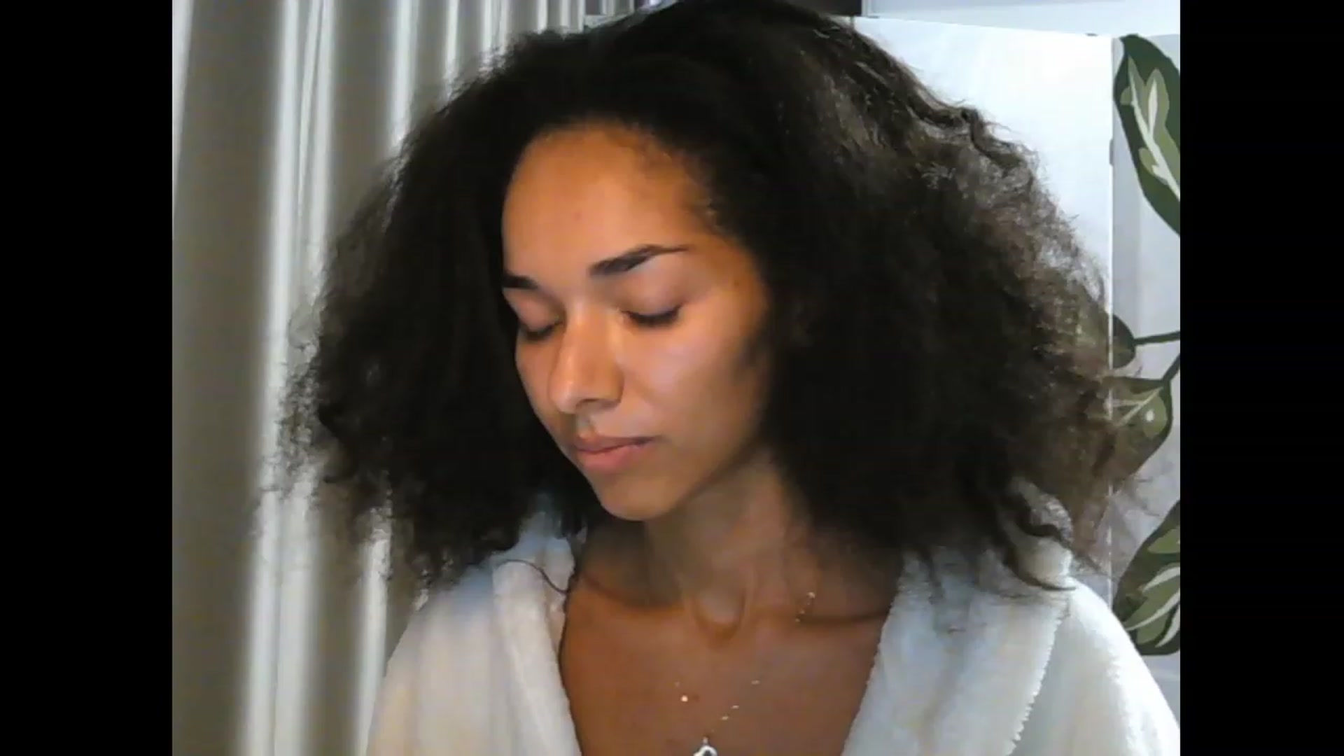 Gallery image thumbnail from Carmel_Dee's myfreecams stream on, 11/18/2023, 08:00 image 15 of 20