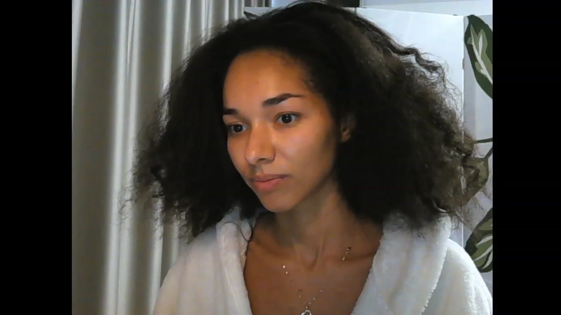 Gallery image thumbnail from Carmel_Dee's myfreecams stream on, 11/18/2023, 08:00 image 6 of 20