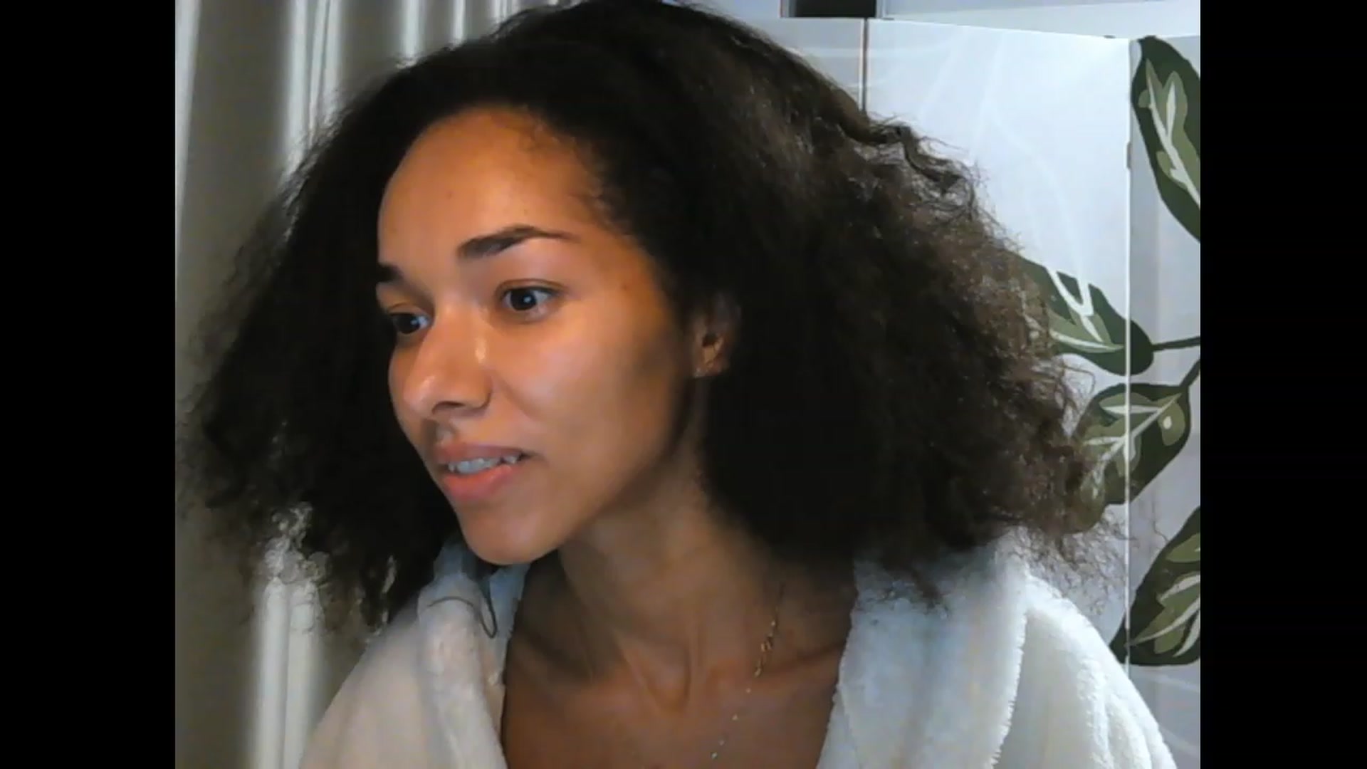 Gallery image thumbnail from Carmel_Dee's myfreecams stream on, 11/18/2023, 08:00 image 5 of 20